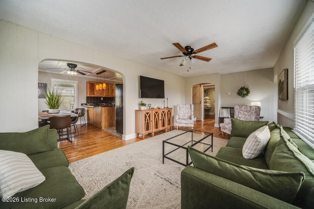 2767 Bardstown Trail Property Photo 7