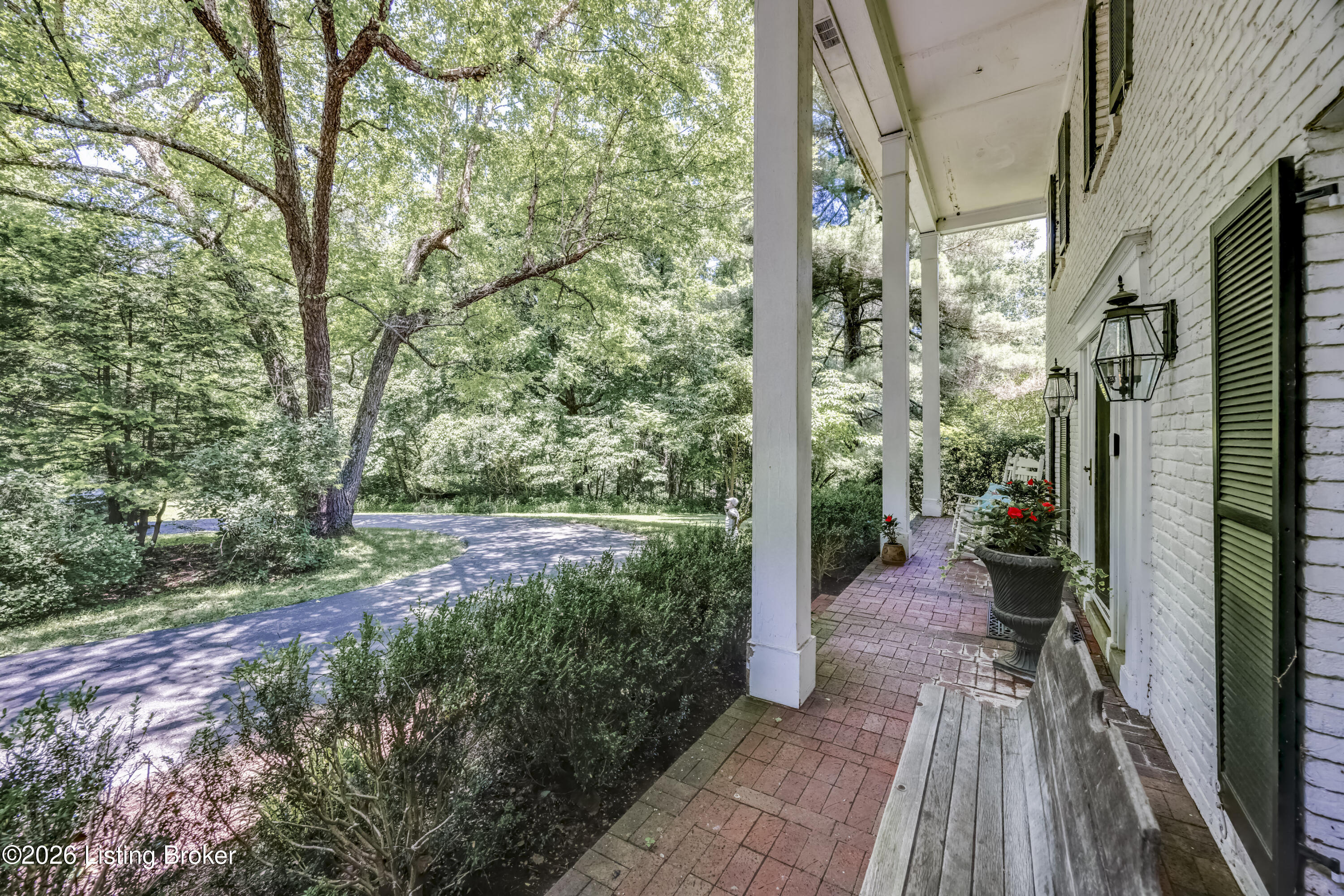 2301 Cedar Point Rd Property Photo 6