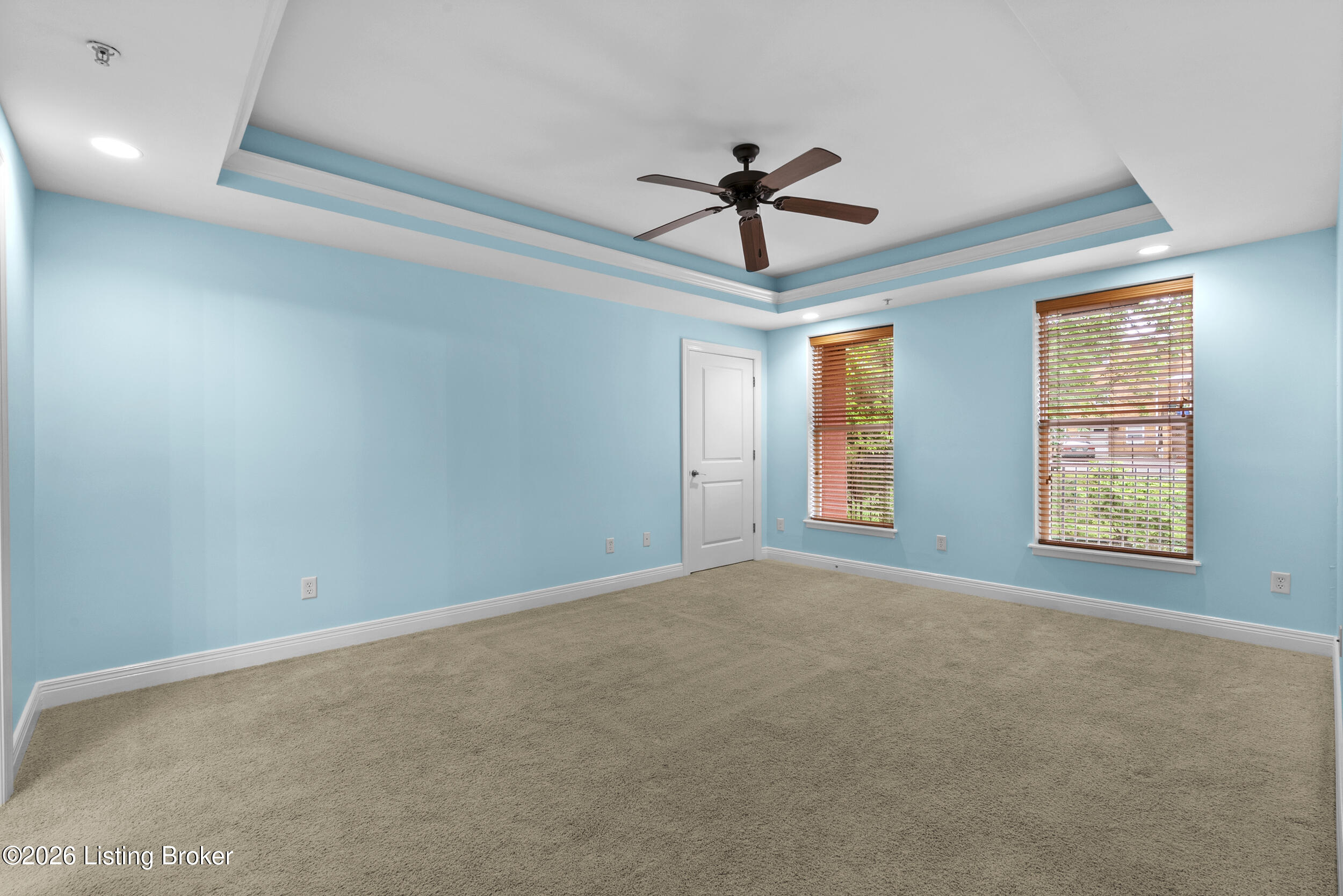 2411 Brownsboro Rd 302 Property Photo 8