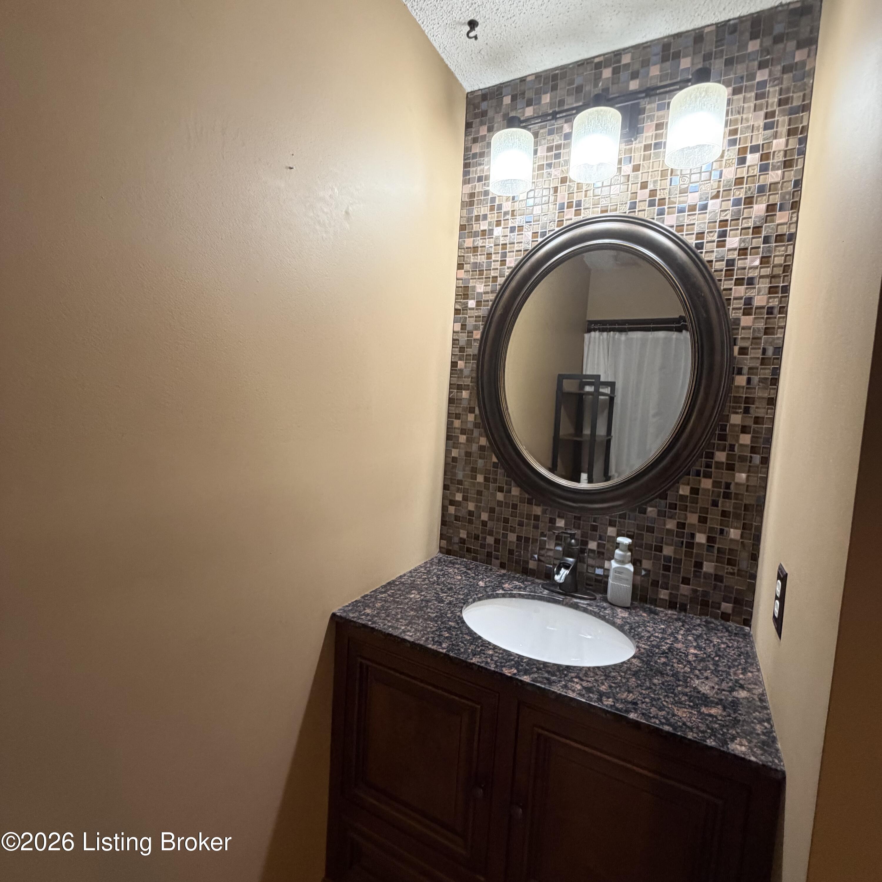 904 Tyler Cir Property Photo 23