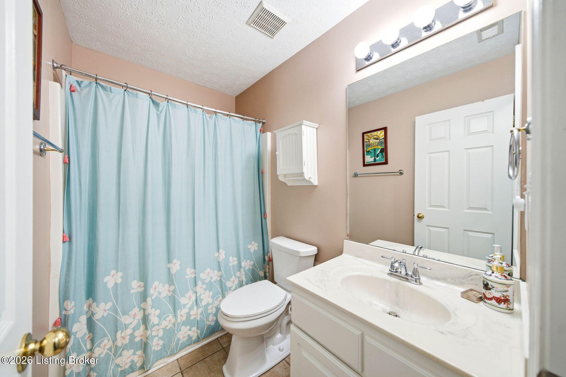 6100 Apple Creek Rd Property Photo 18