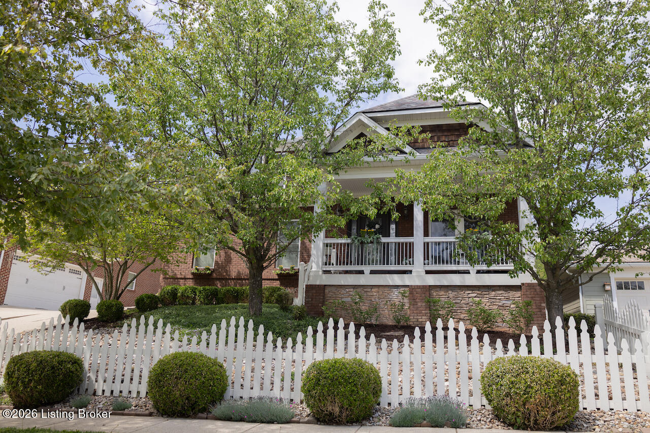 1004 Artisan Pkwy Property Photo 1