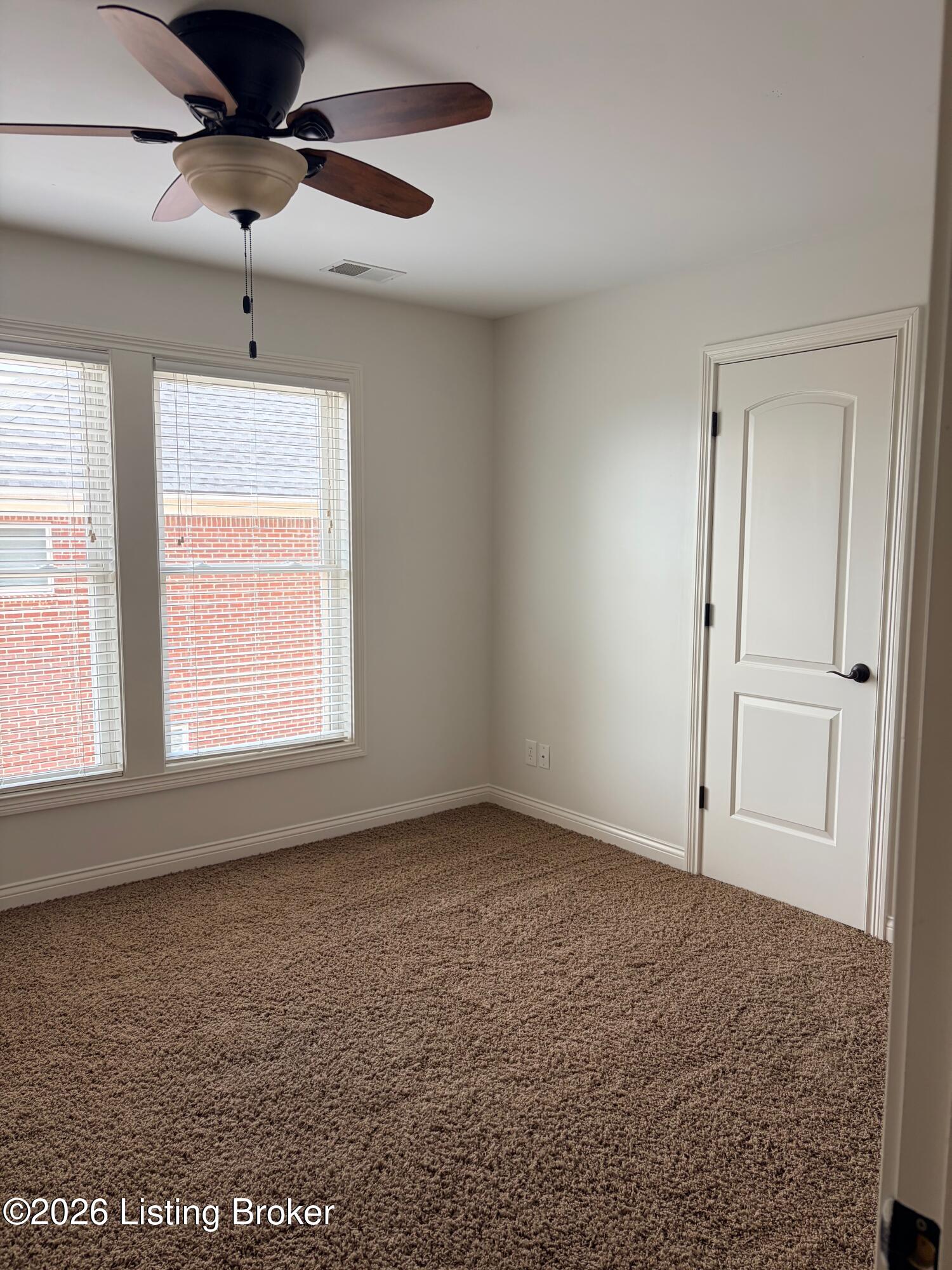 1004 Artisan Pkwy Property Photo 28