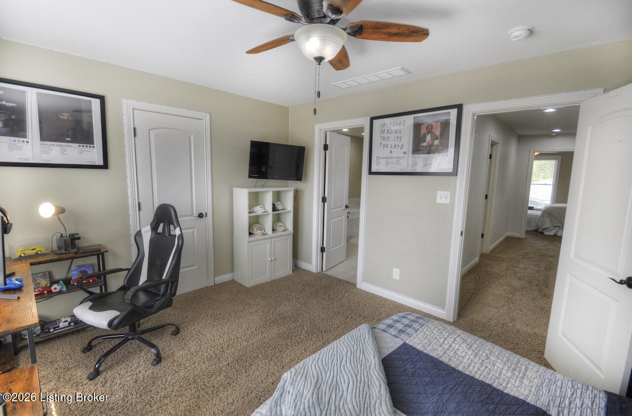 1004 Artisan Pkwy Property Photo 35