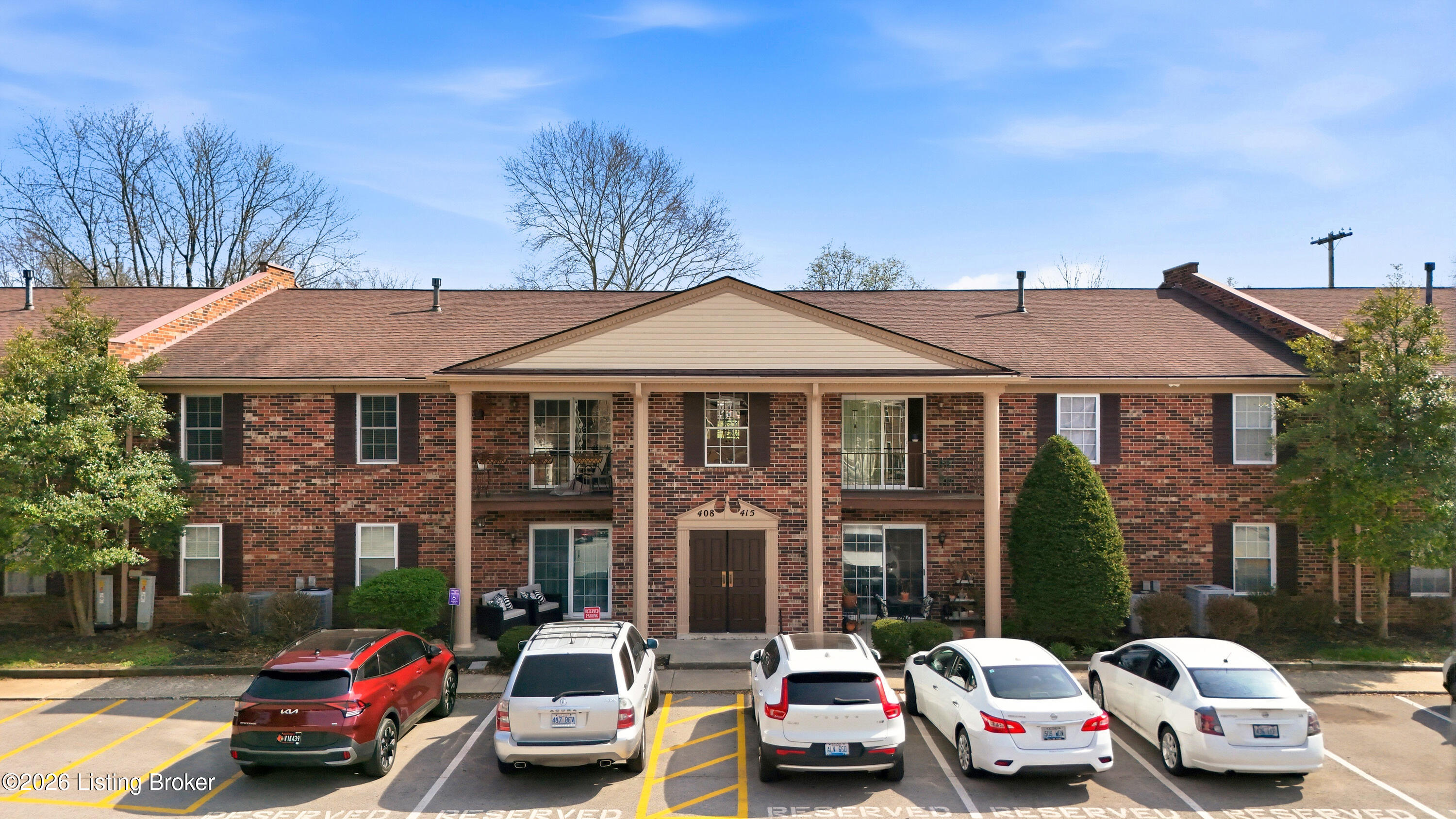 413 Logsdon Ct