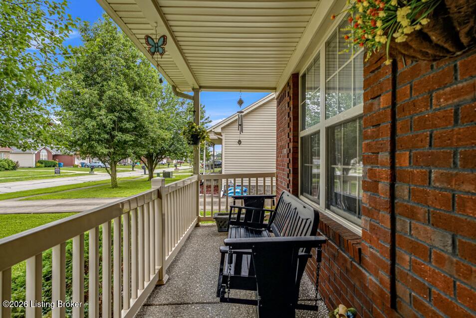 304 Madison Rae Blvd Property Photo 5