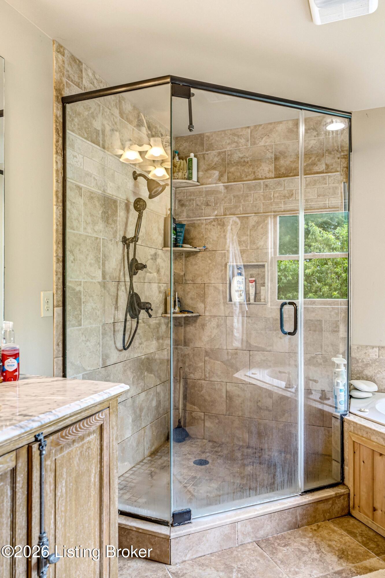 2376 Anderson Ln Property Photo 56