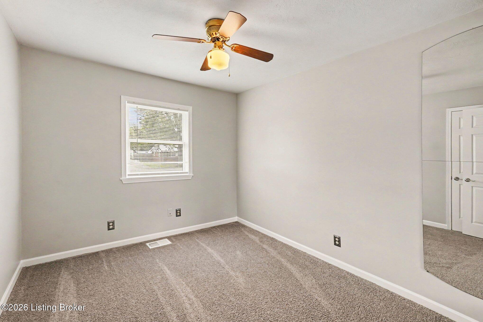 6101 Terry Rd Property Photo 12