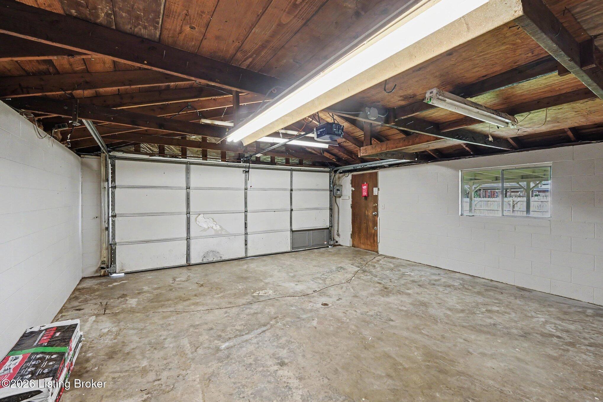 6101 Terry Rd Property Photo 24