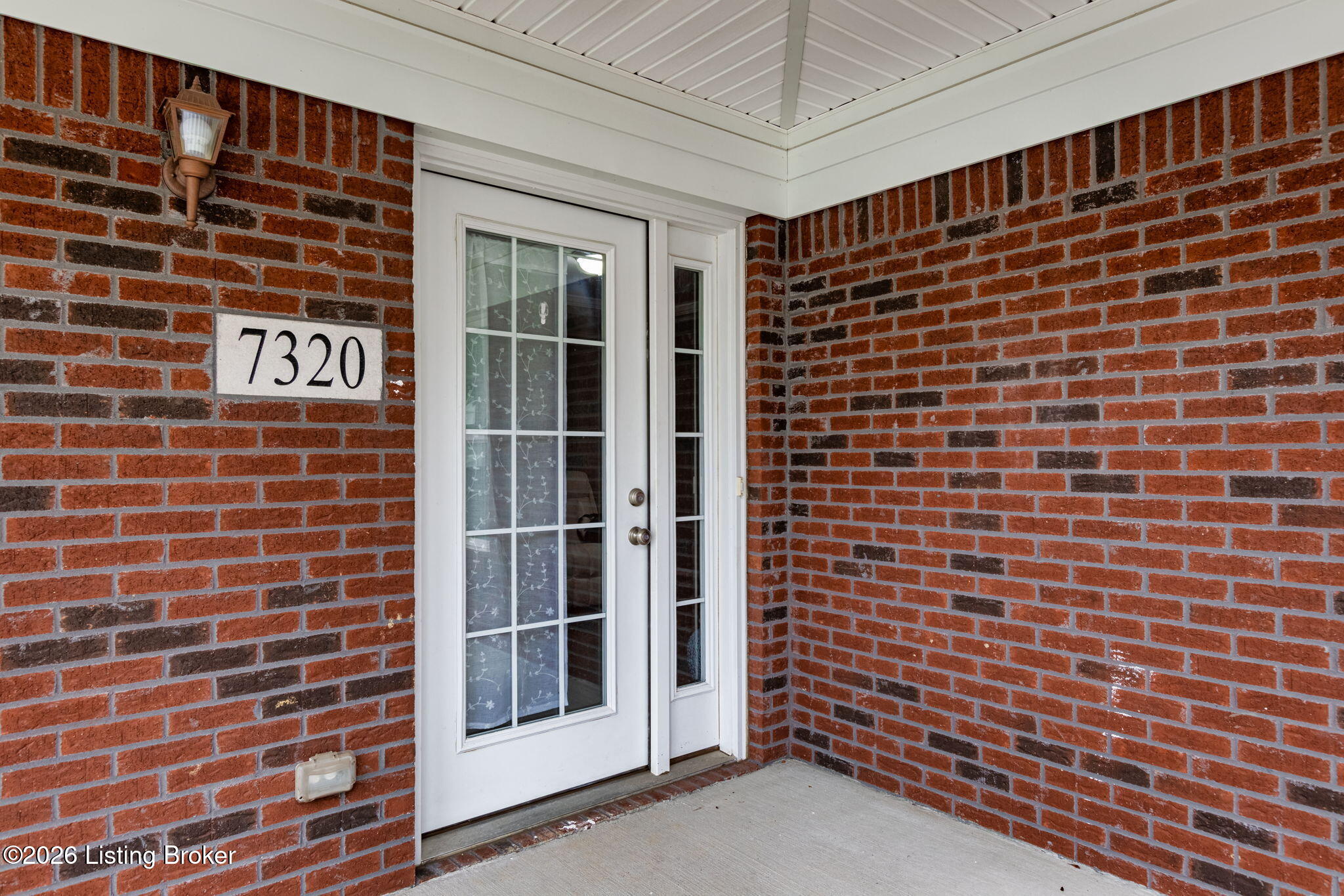 7320 Fox Hollow Way Property Photo 1