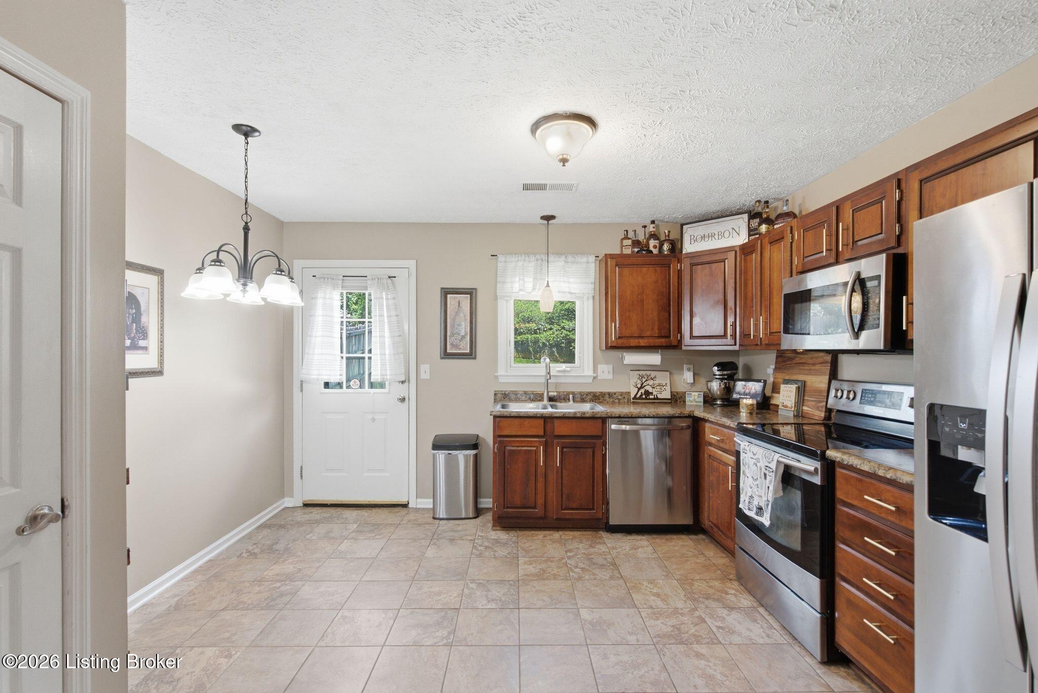 1123 Jonestown Ln Property Photo 10
