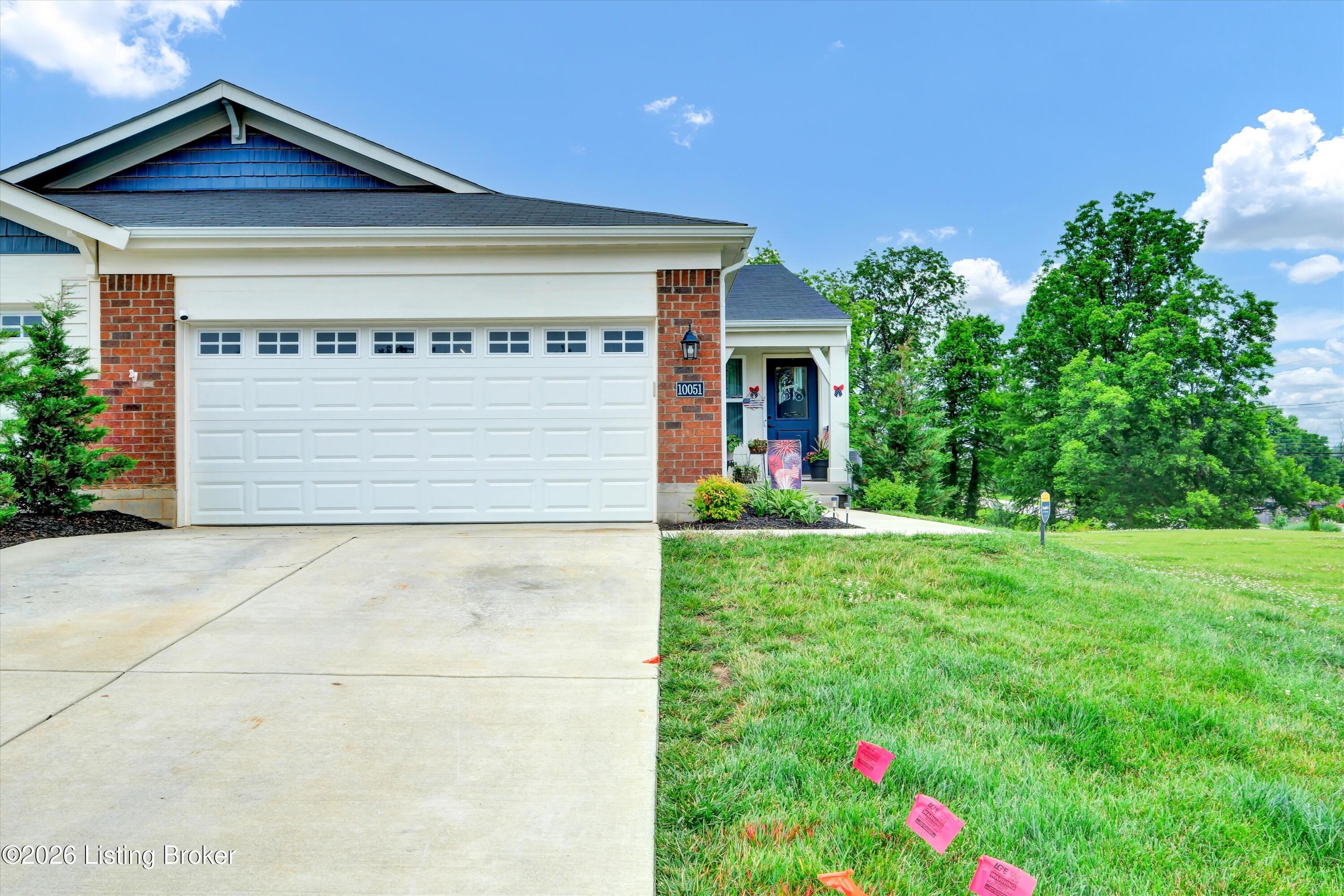 10051 Windcrest Farms Ln Property Photo 4