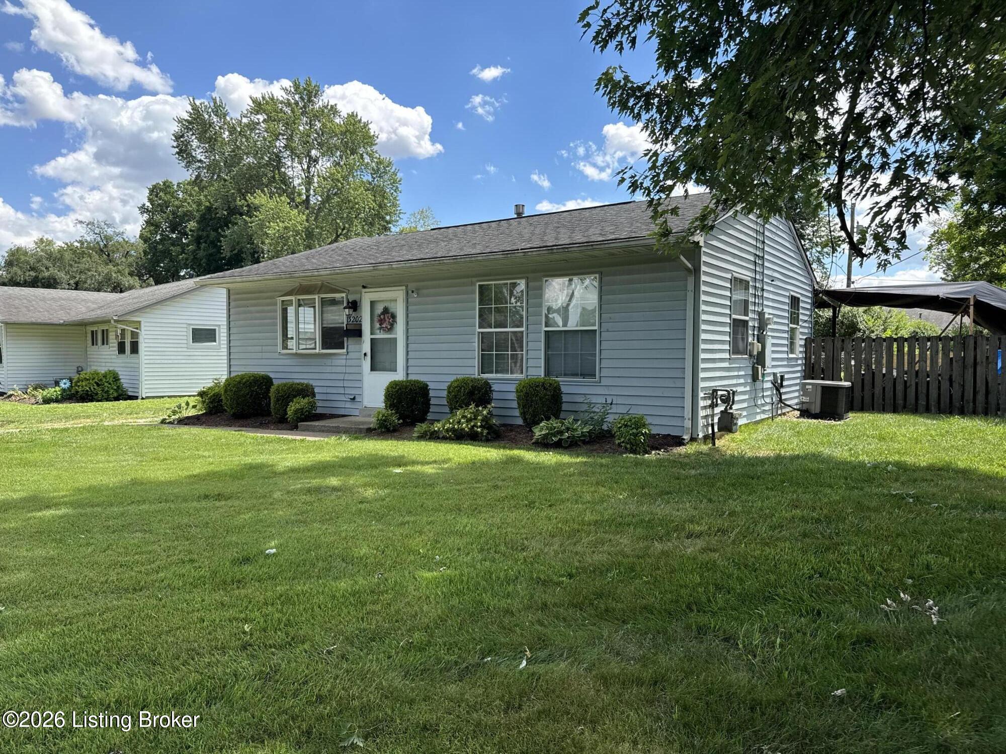3202 Ainslie Way Property Photo 2