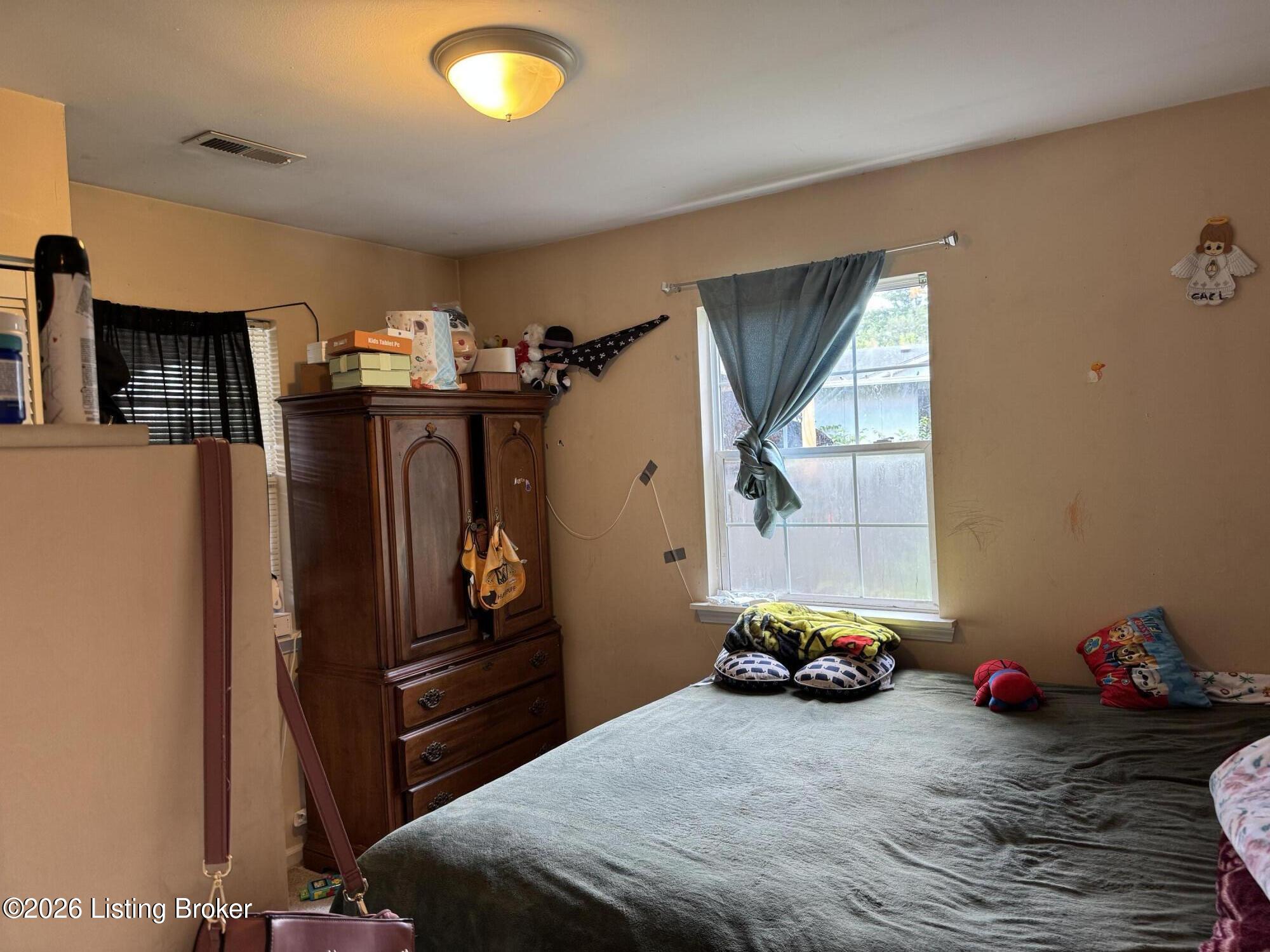 3202 Ainslie Way Property Photo 13