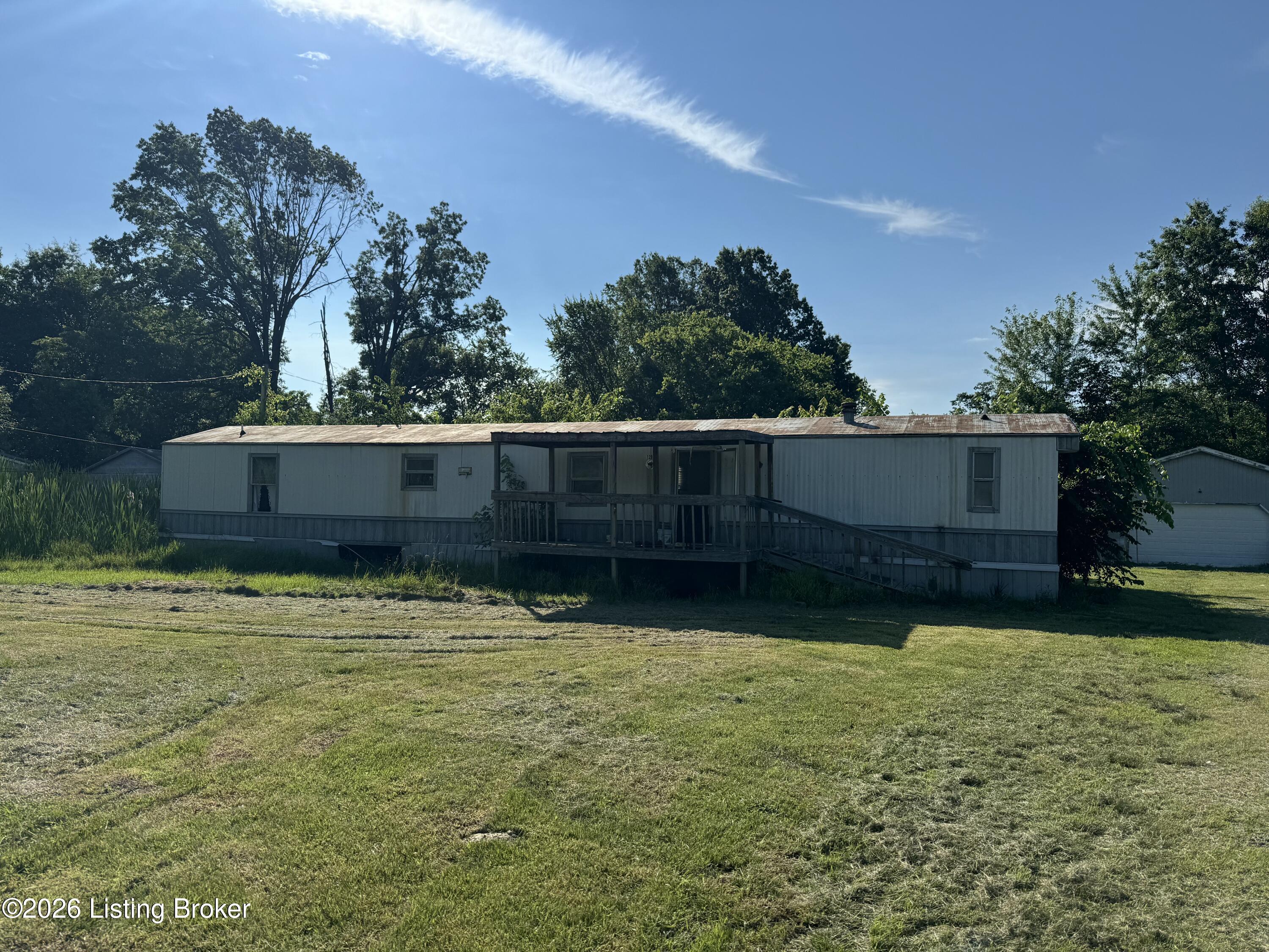 1214 Pitts Point Rd Property Photo 2