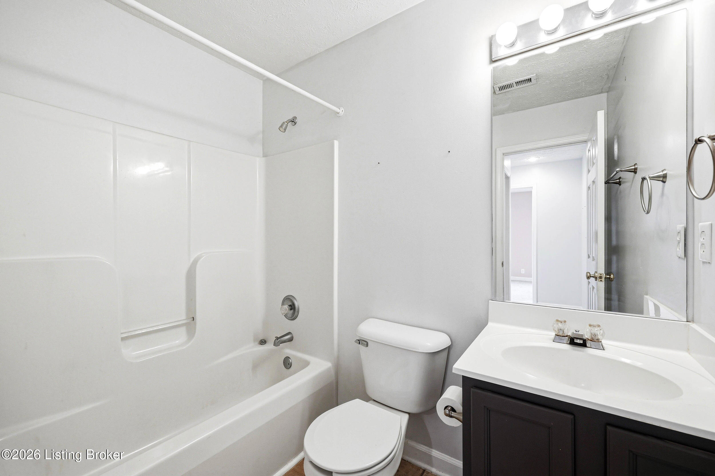 177 Central Blvd Property Photo 21