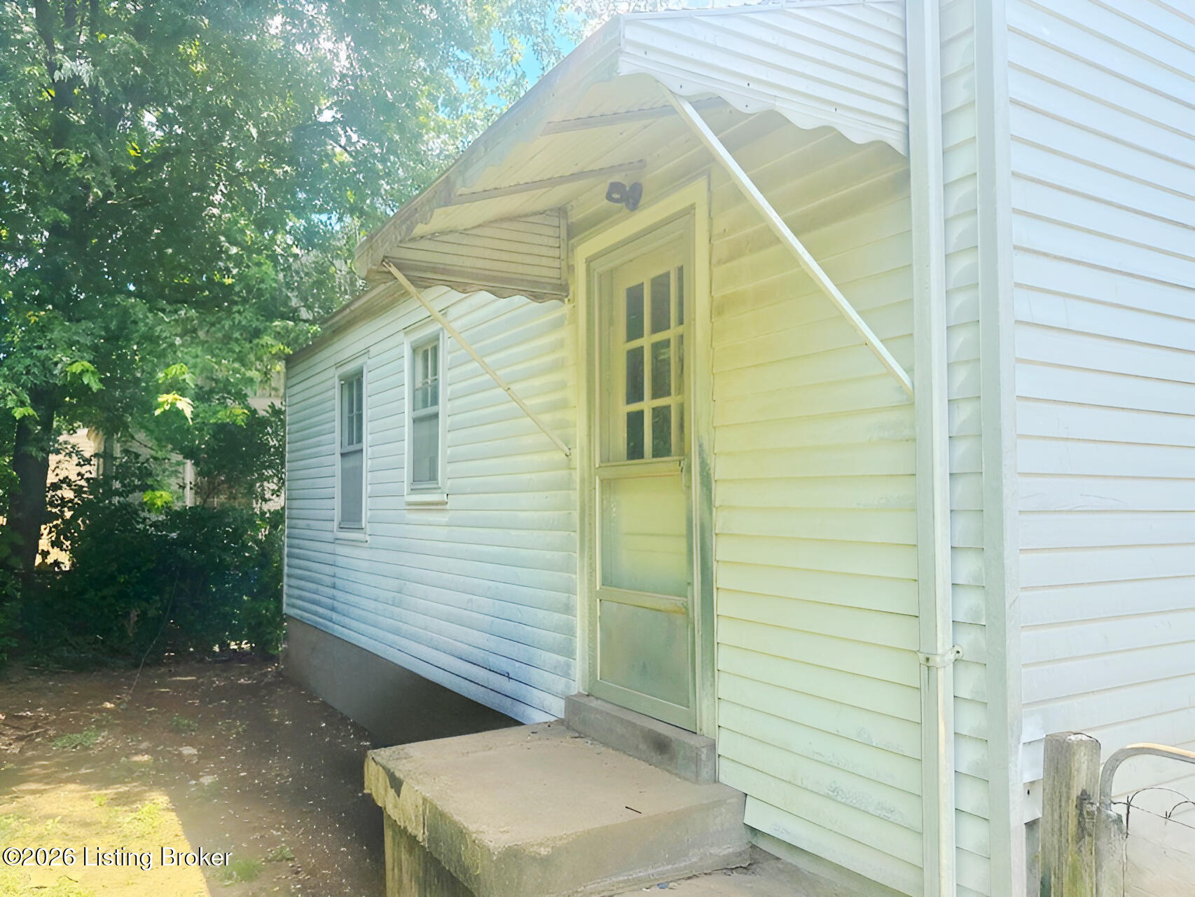 1421 Earl Ave Property Photo 7