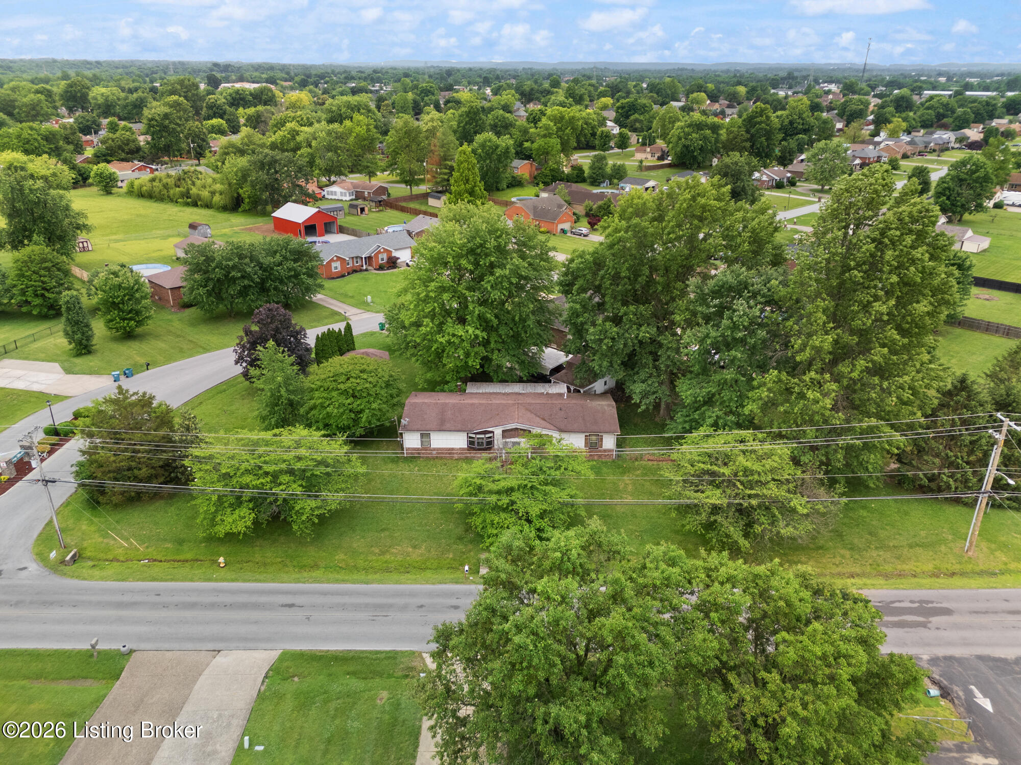 4604 Summitt Dr Property Photo 3