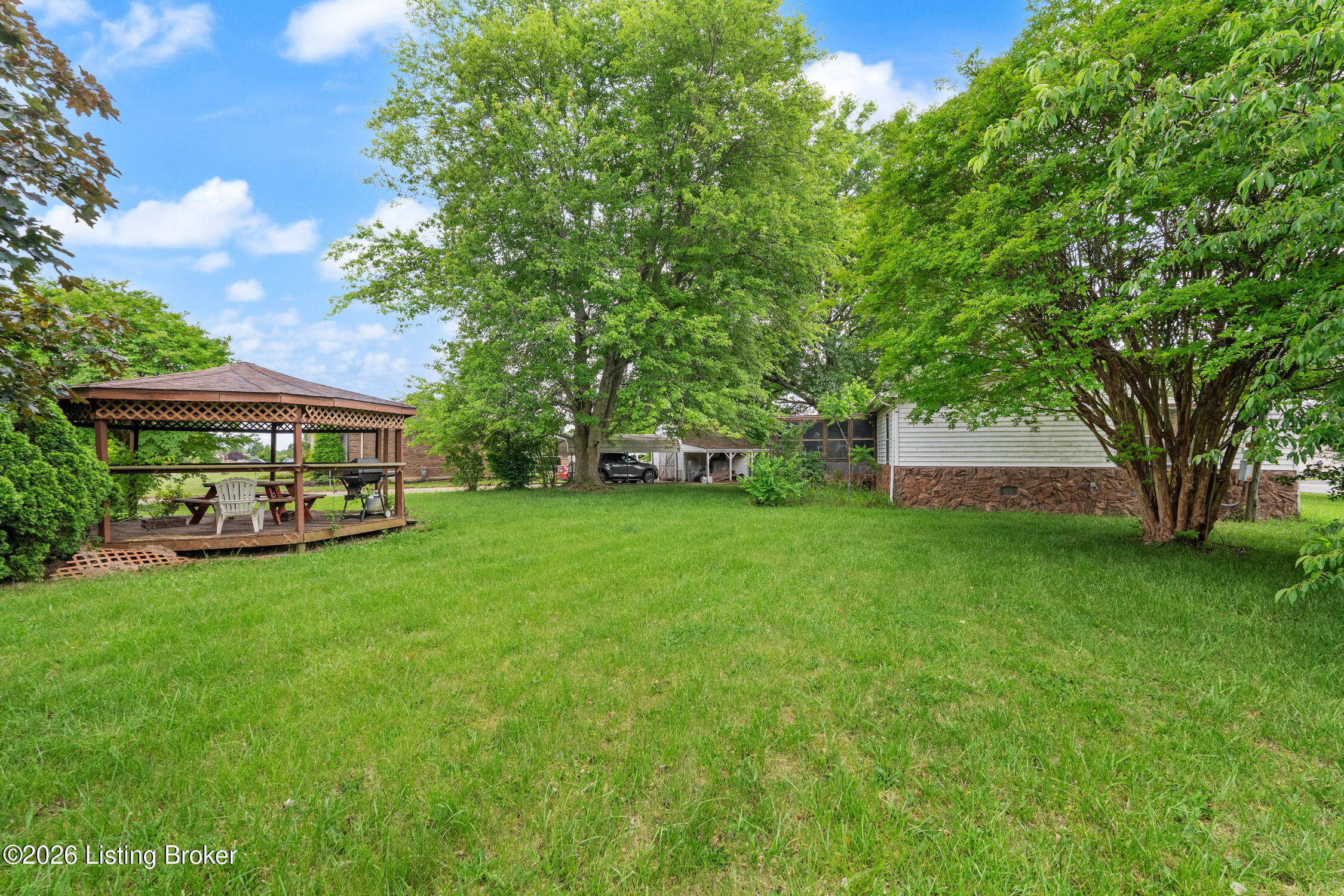 4604 Summitt Dr Property Photo 11
