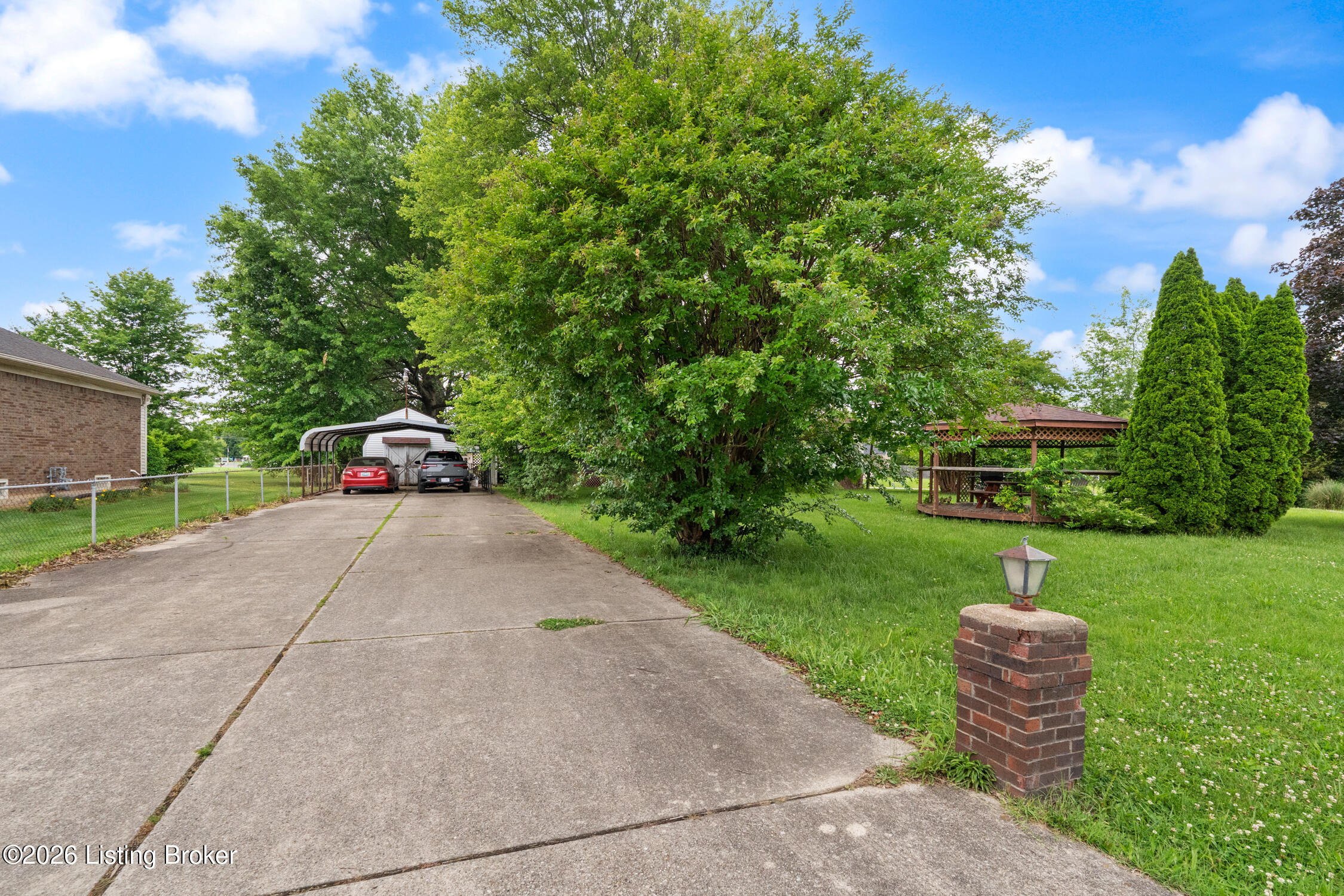 4604 Summitt Dr Property Photo 12