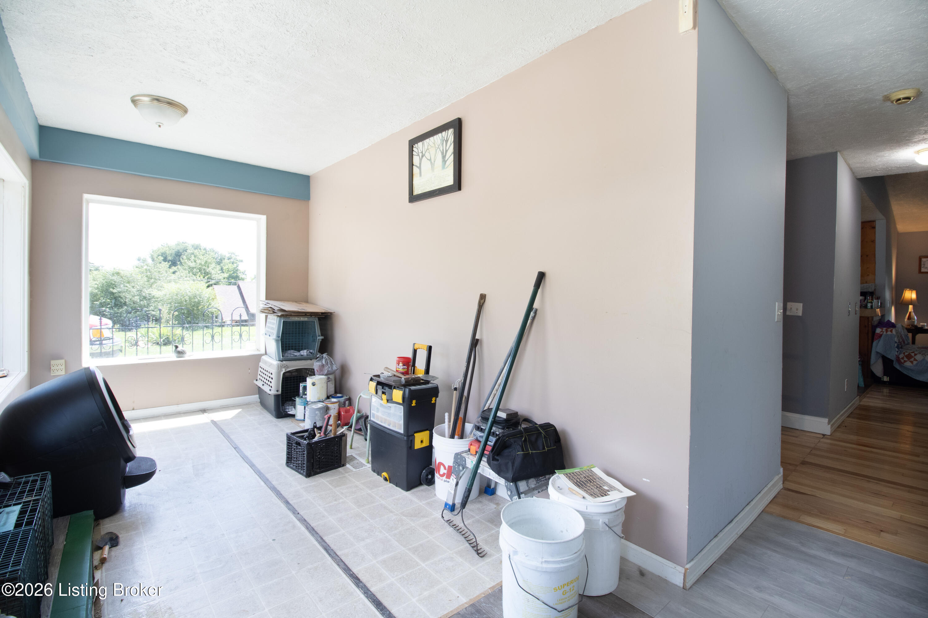 518 Stone St Property Photo 3