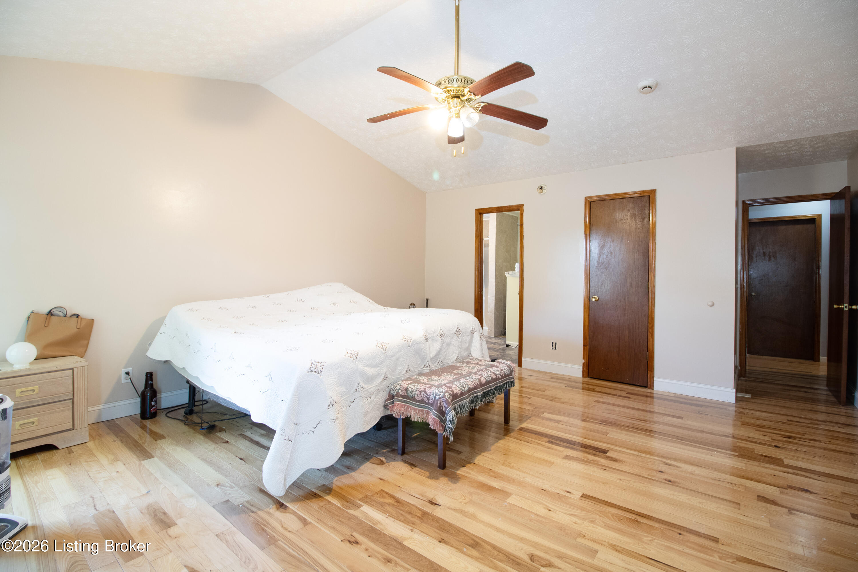 518 Stone St Property Photo 12