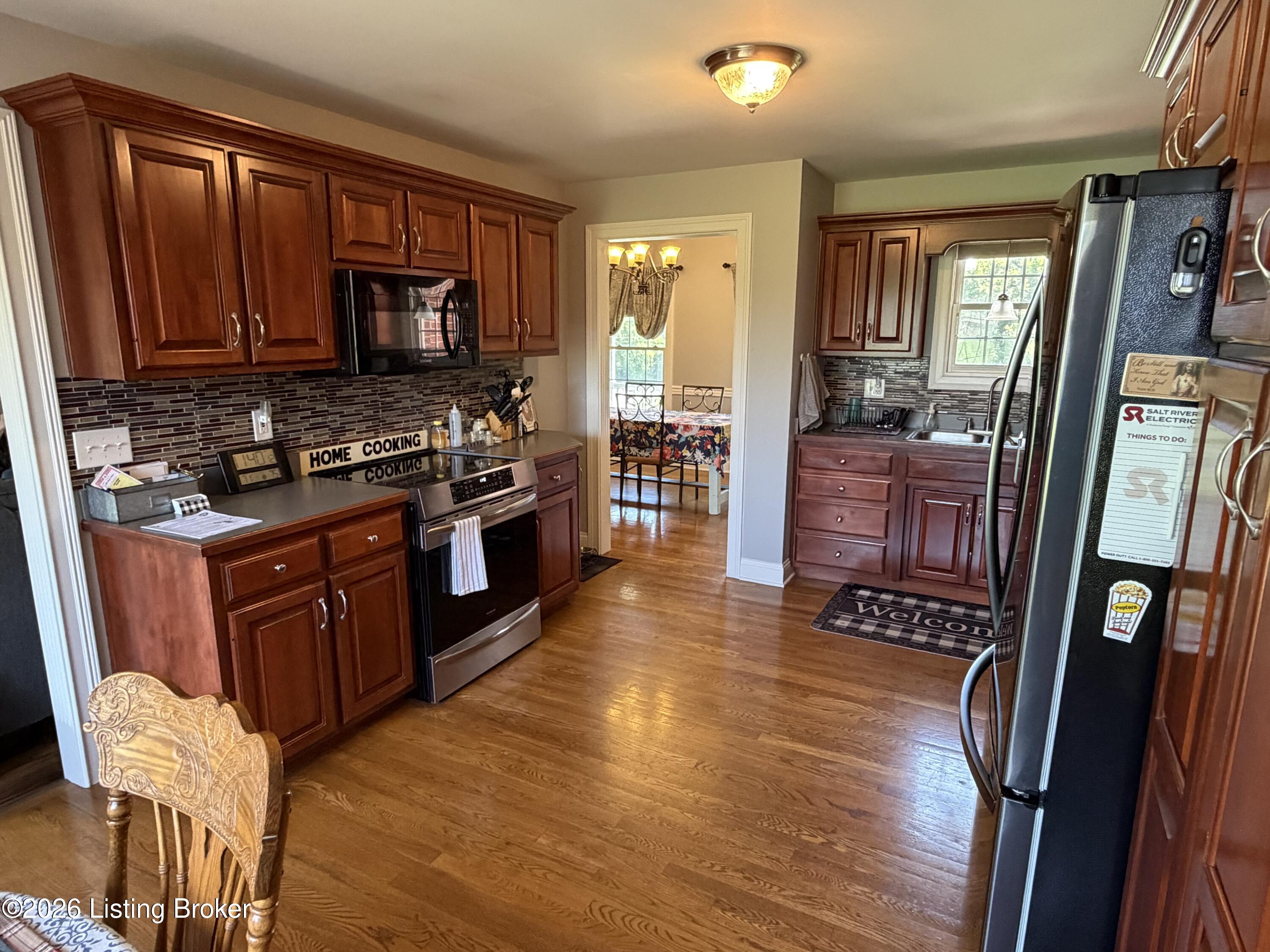1028 Eagle Pass Property Photo 8