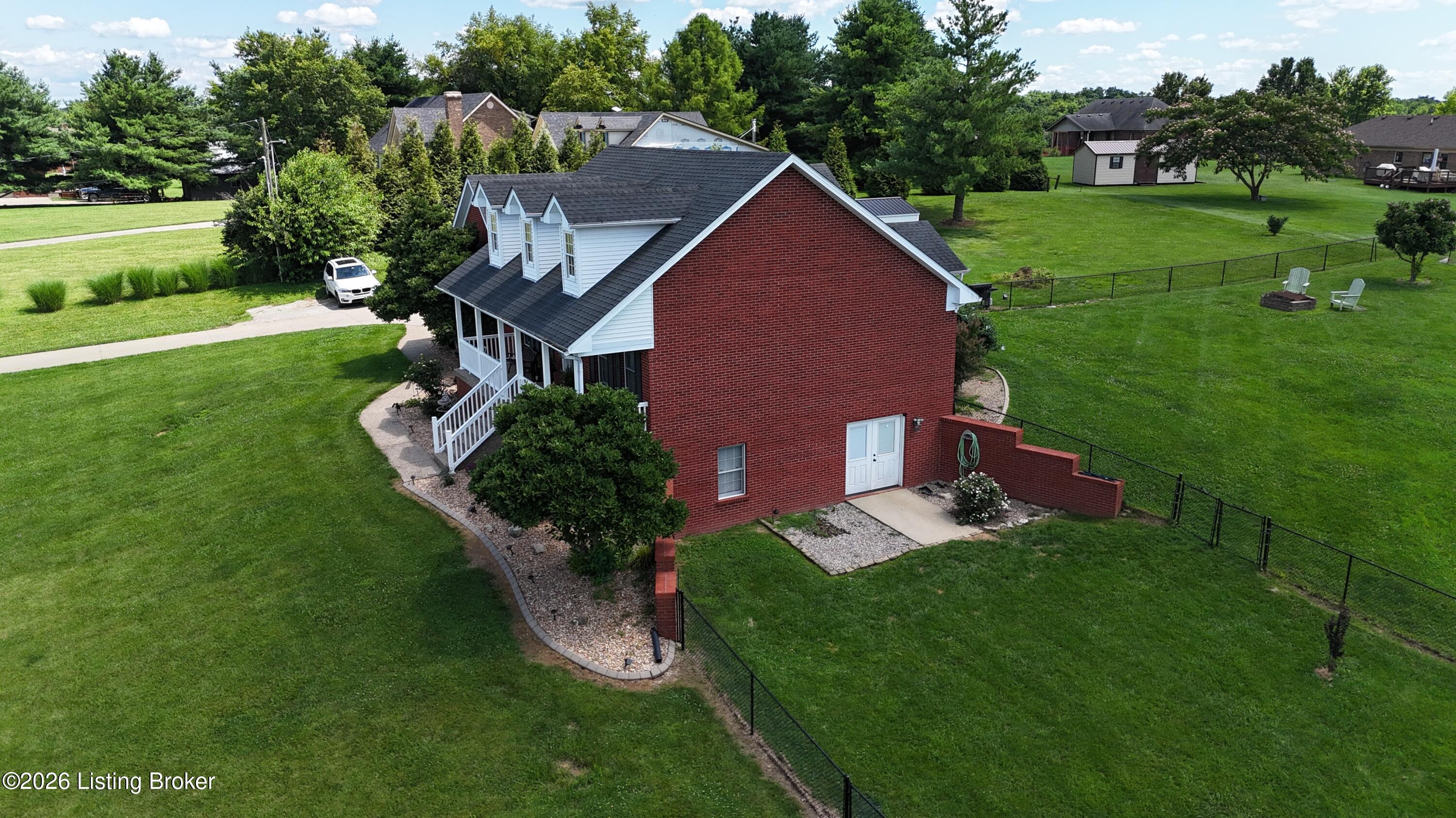 1028 Eagle Pass Property Photo 34