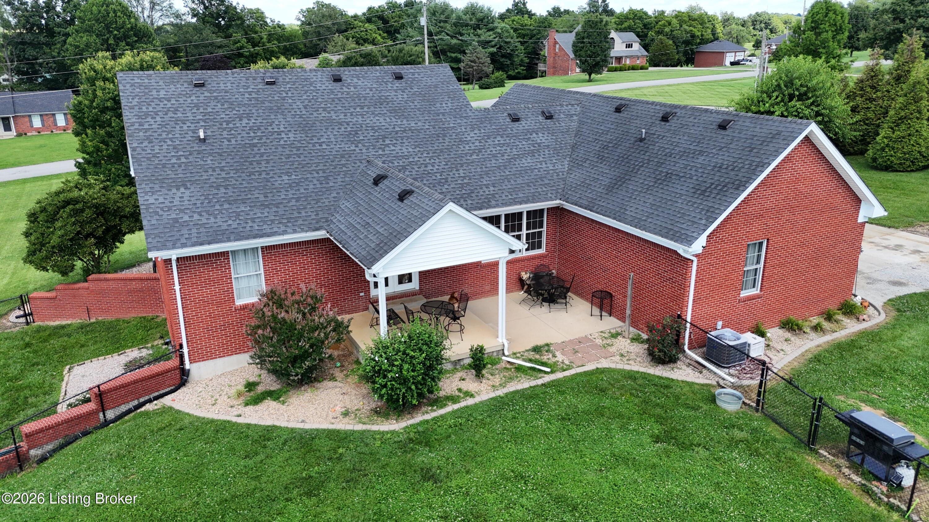 1028 Eagle Pass Property Photo 36