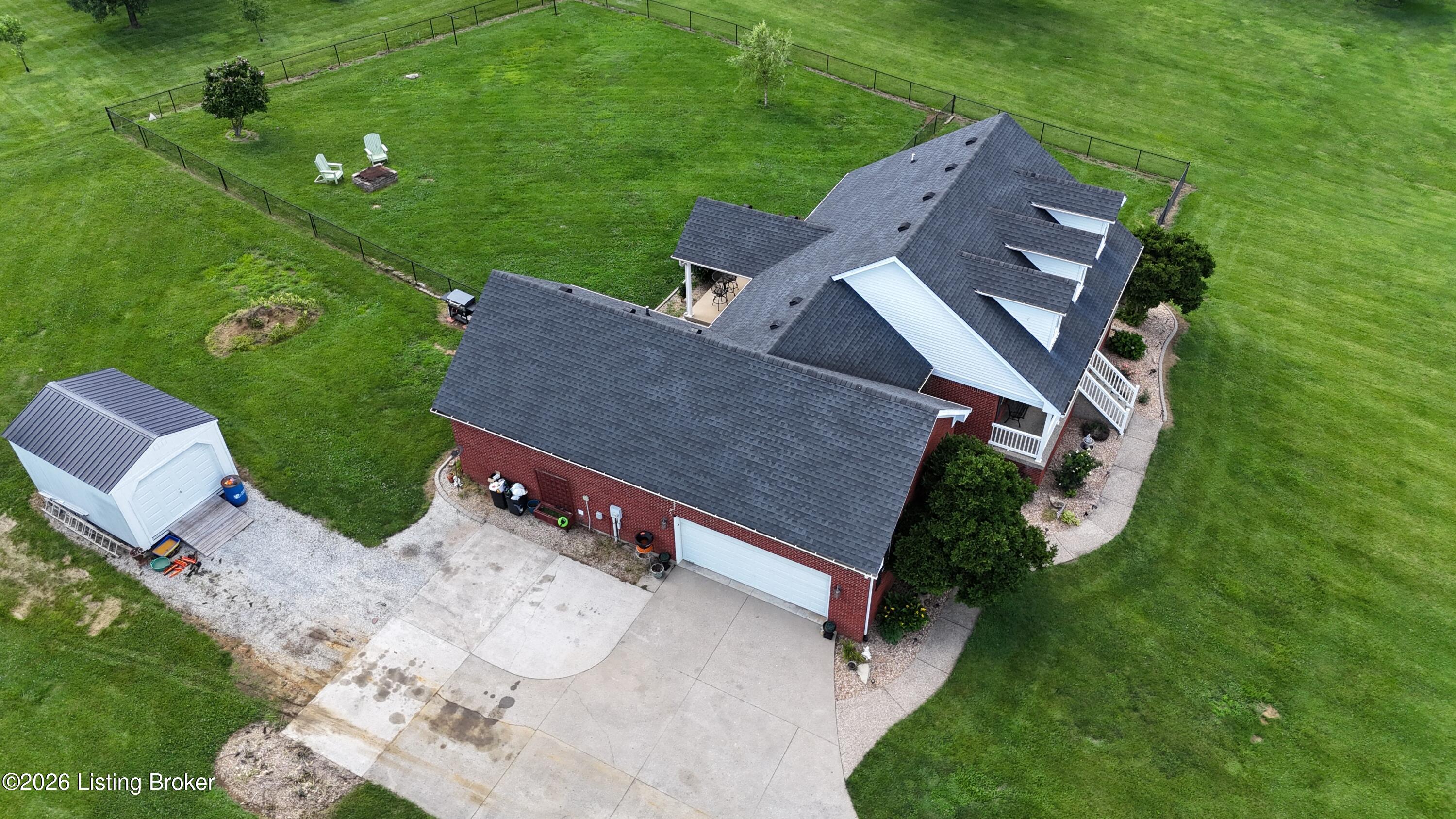 1028 Eagle Pass Property Photo 39
