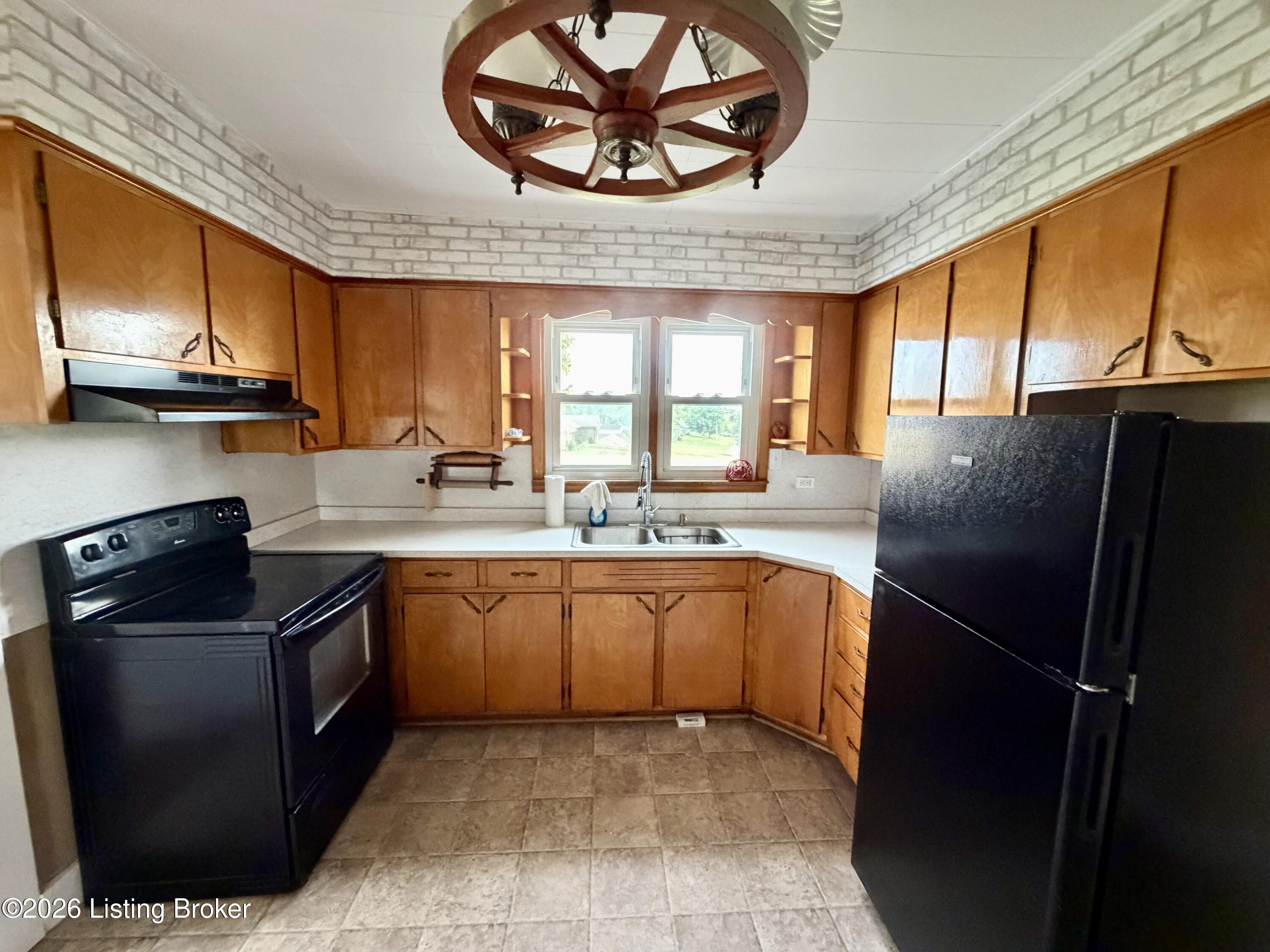 460 Lawrenceburg Loop Property Photo 13