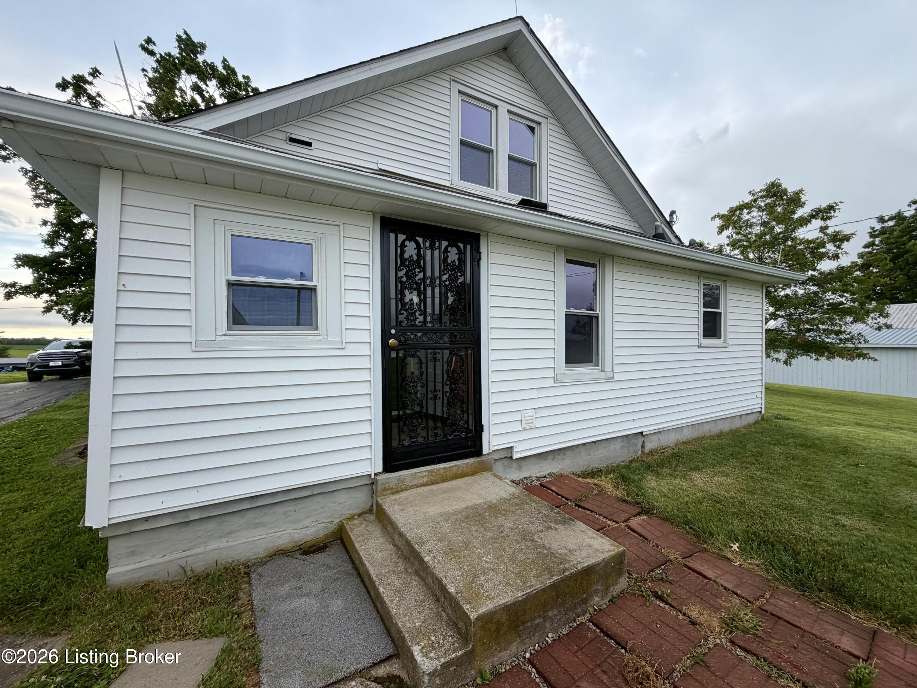 460 Lawrenceburg Loop Property Photo 33