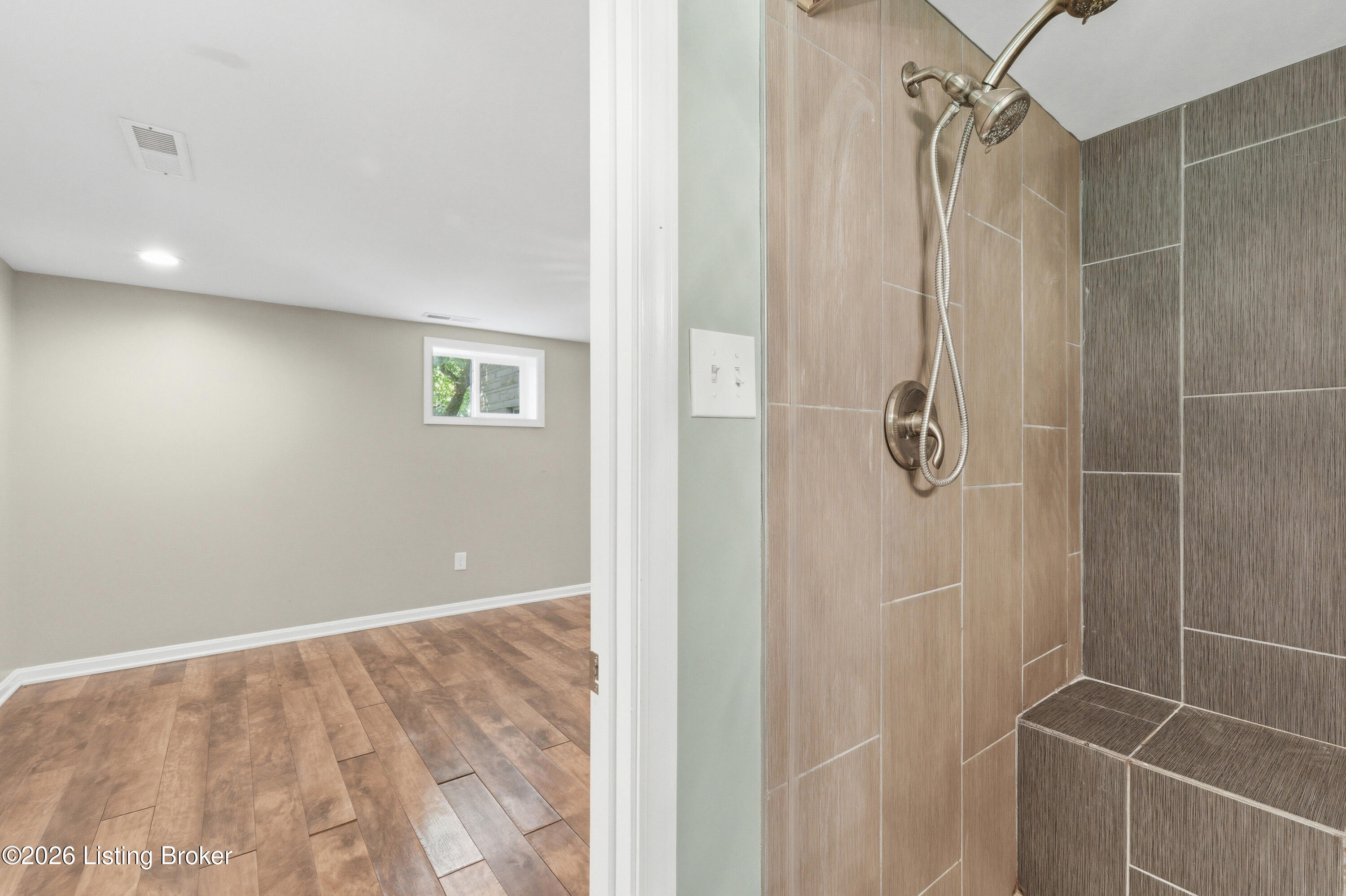 4210 Dolphin Rd Property Photo 45