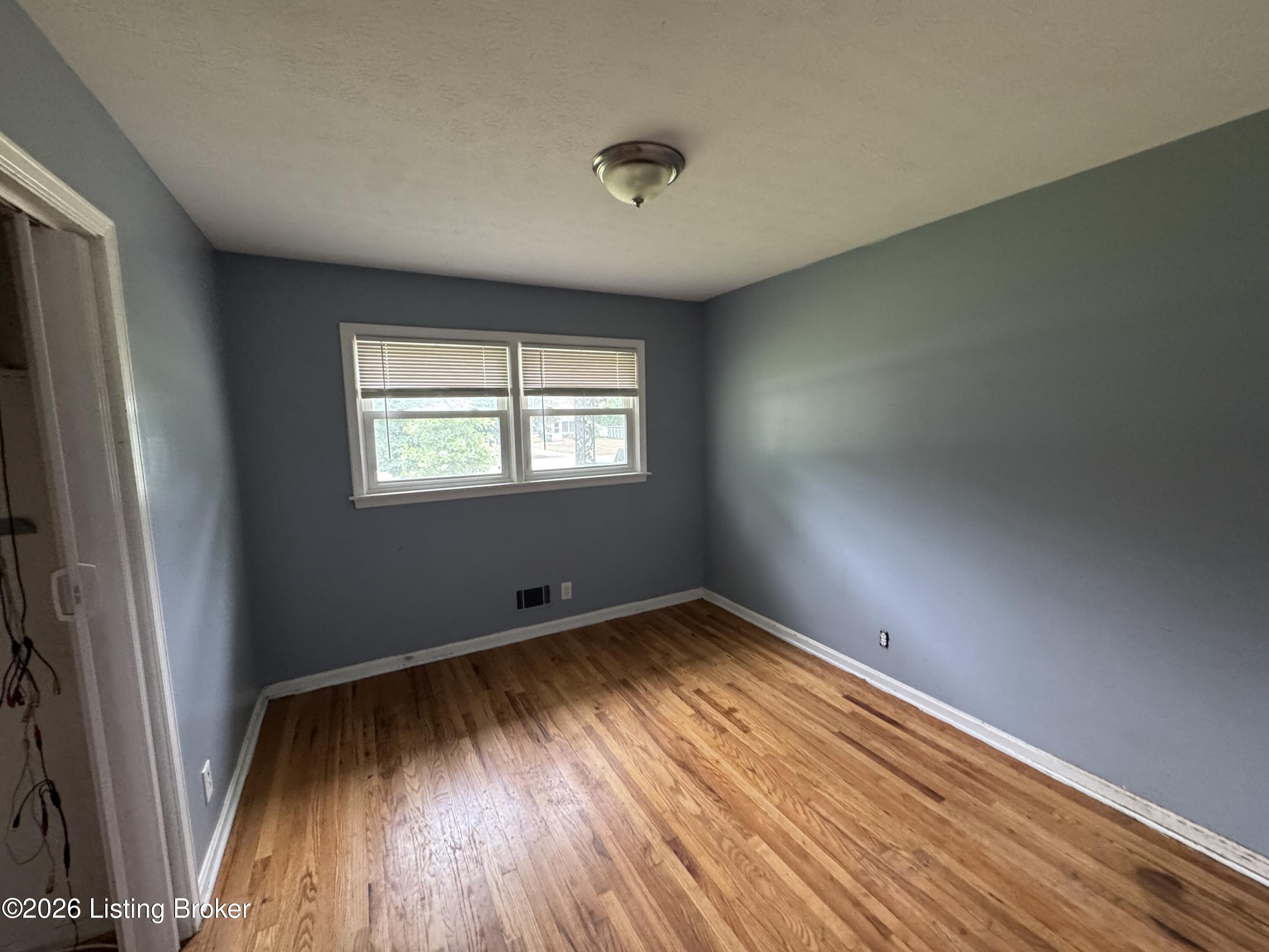 3327 Algonquin Pkwy Property Photo 6