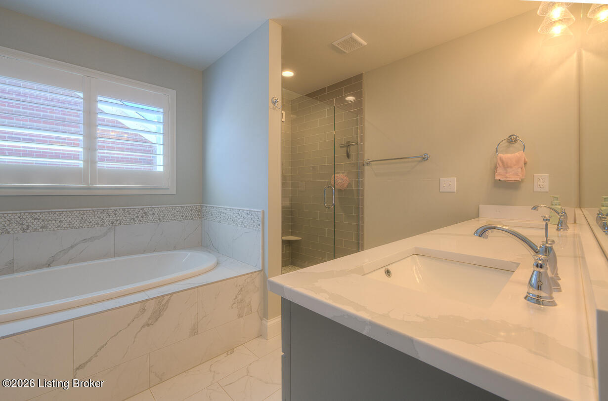 3604 Aspen Creek Dr Property Photo 26