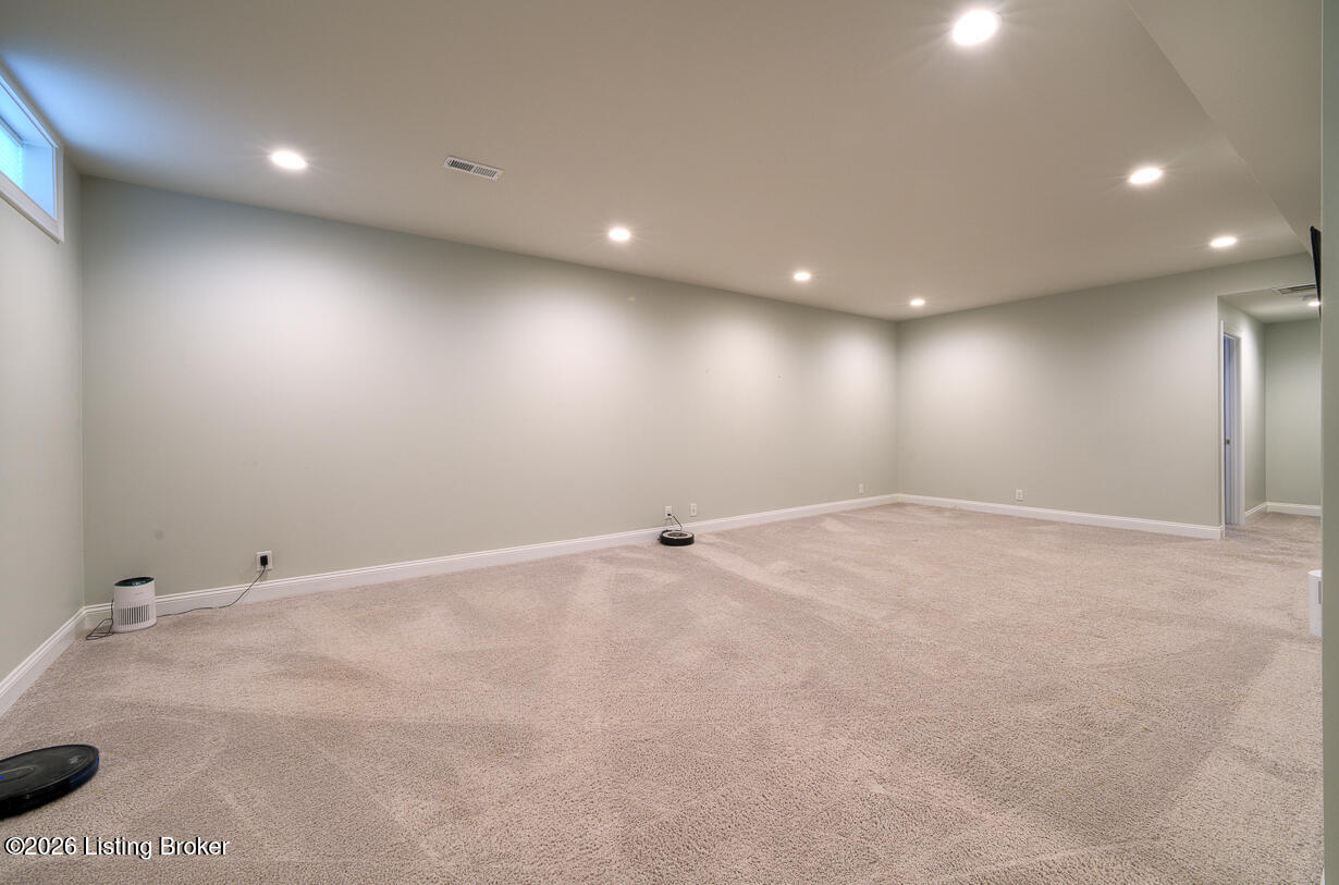 3604 Aspen Creek Dr Property Photo 40