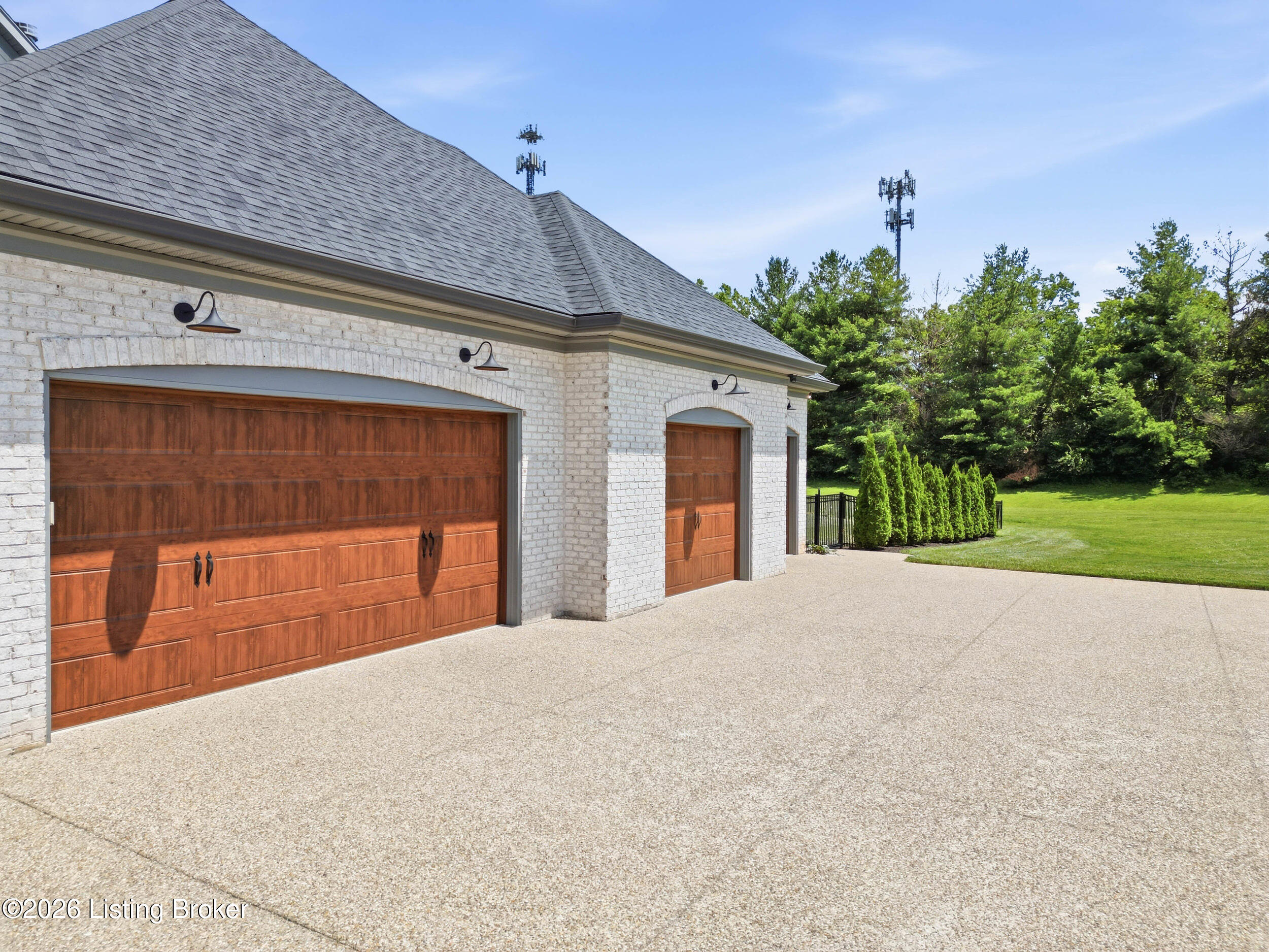 9302 Deepa Dr Property Photo 115