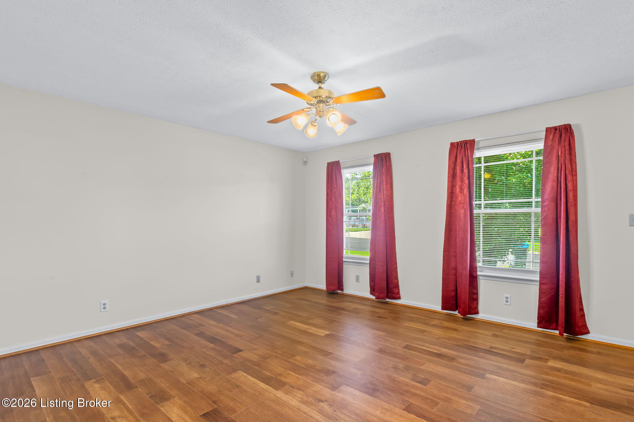 3821 Hillcross Dr Property Photo 12