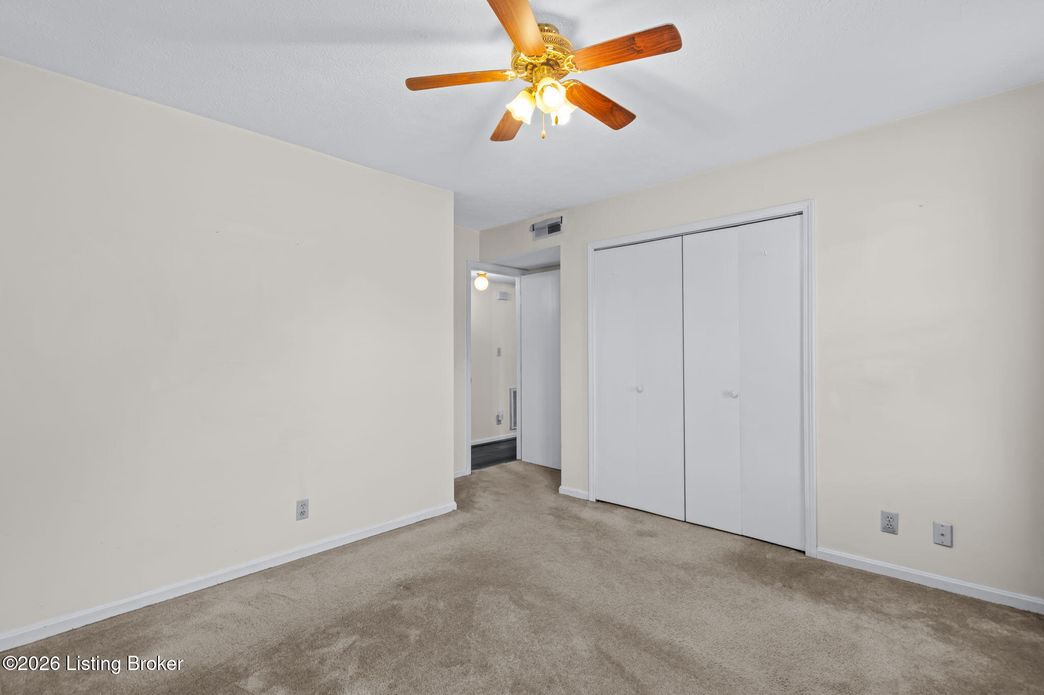 3821 Hillcross Dr Property Photo 21