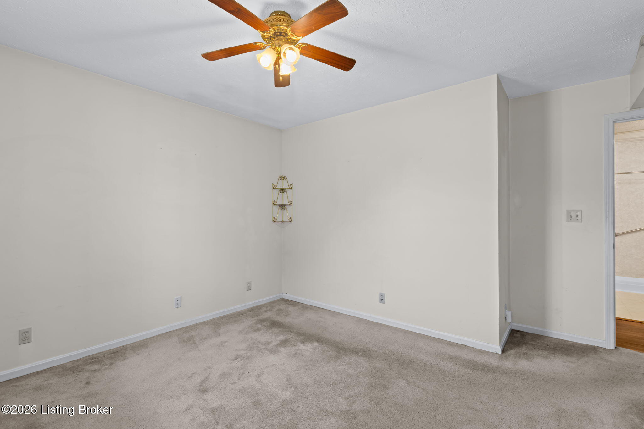 3821 Hillcross Dr Property Photo 22