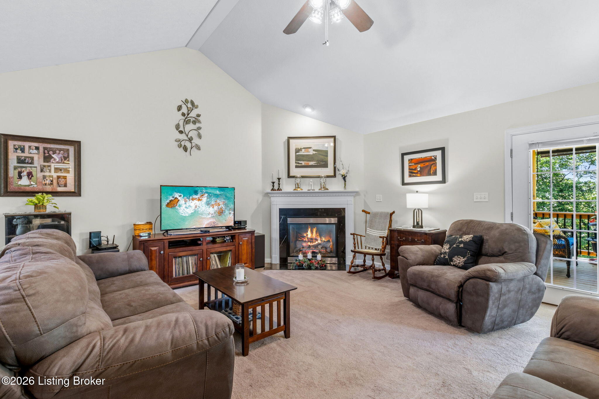 7928 Windgate Dr Property Photo 8