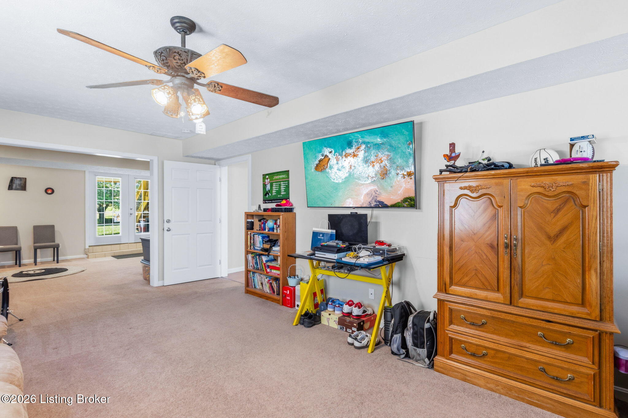 7928 Windgate Dr Property Photo 35