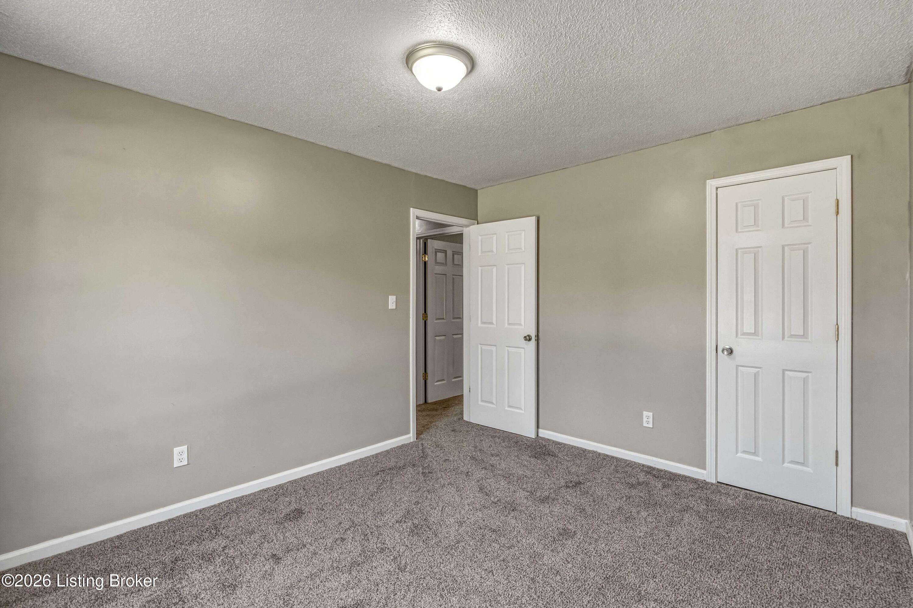 163 E Airview Dr Property Photo 12