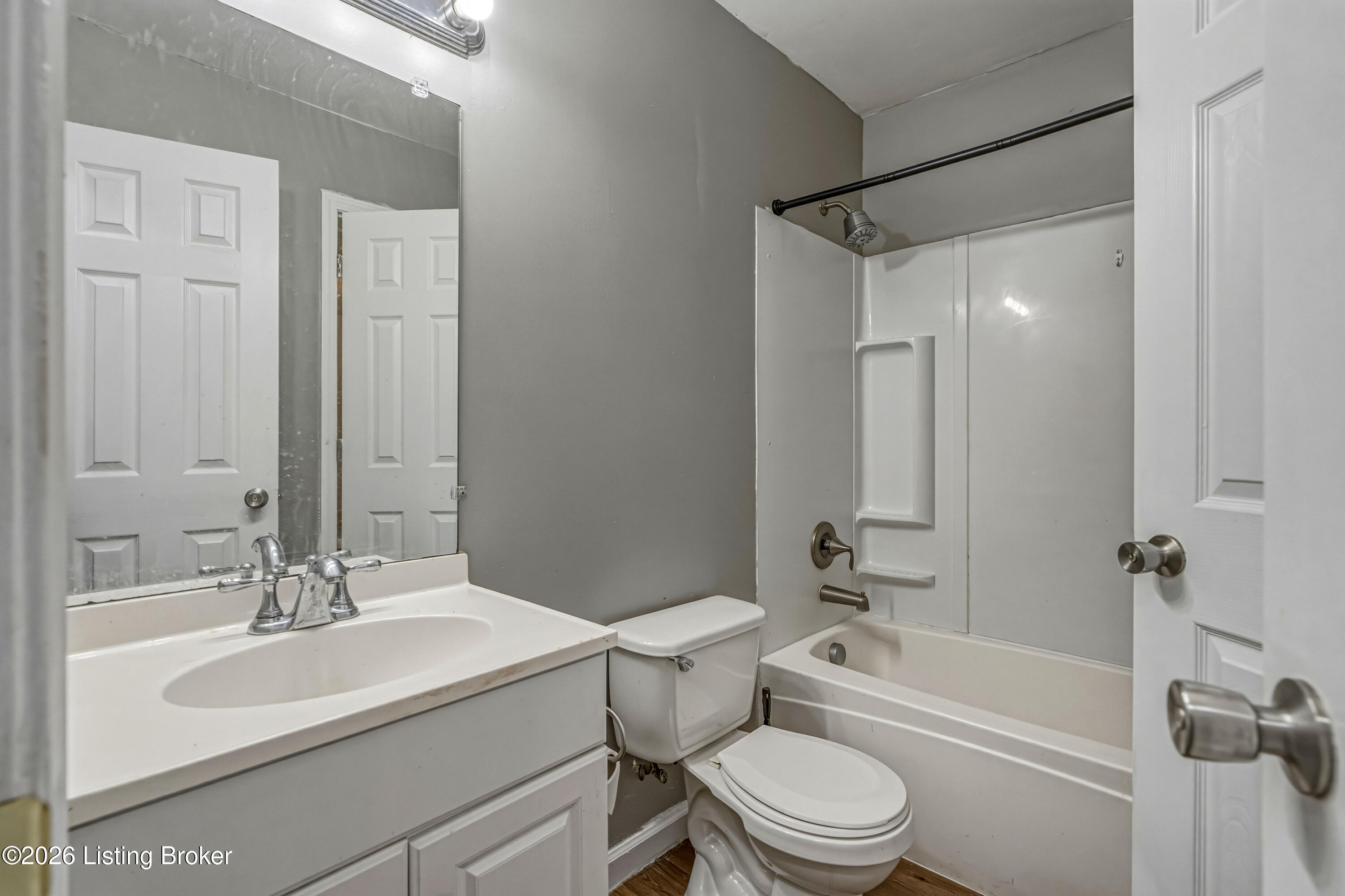 163 E Airview Dr Property Photo 14