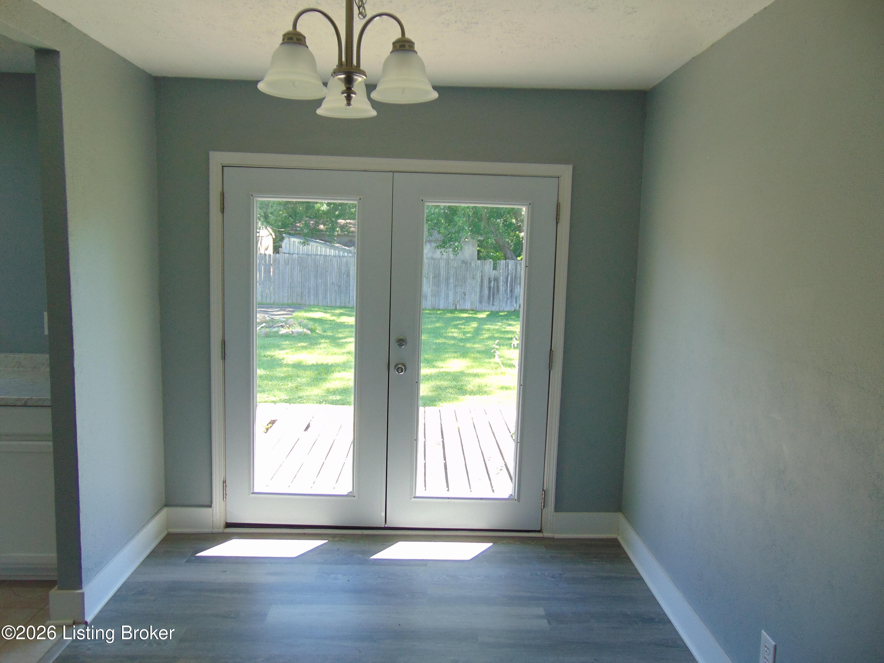 7009 Rainbow Dr Property Photo 13