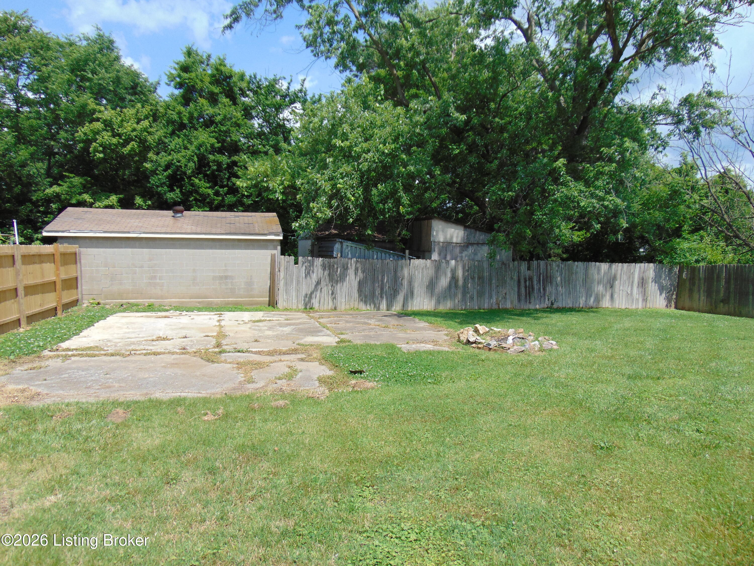 7009 Rainbow Dr Property Photo 15