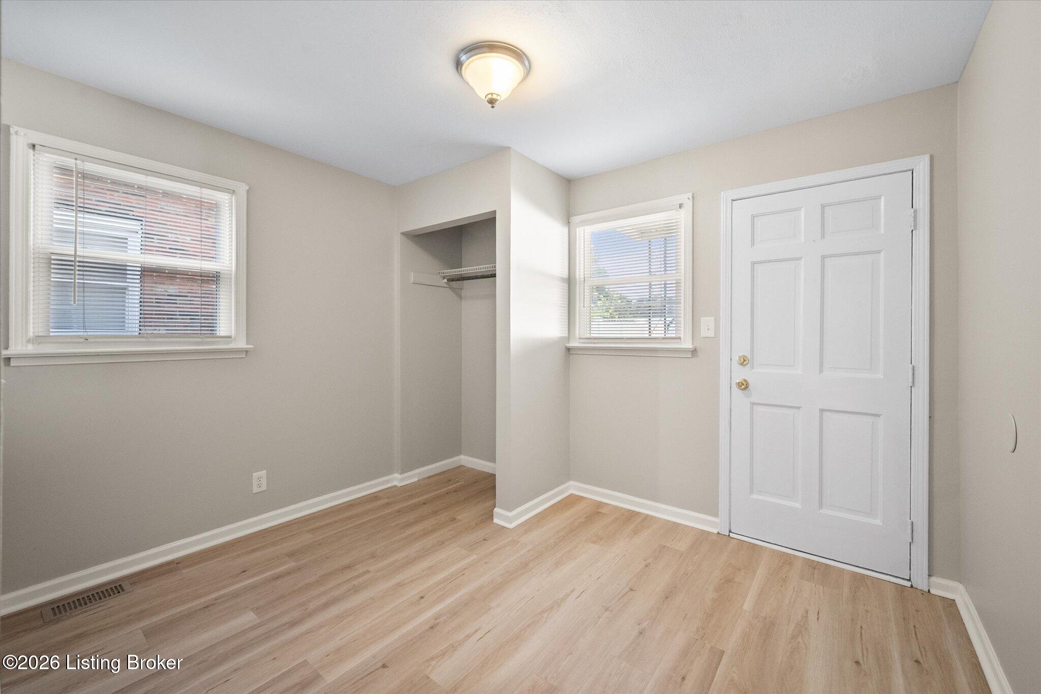 826 Brentwood Ave Property Photo 23