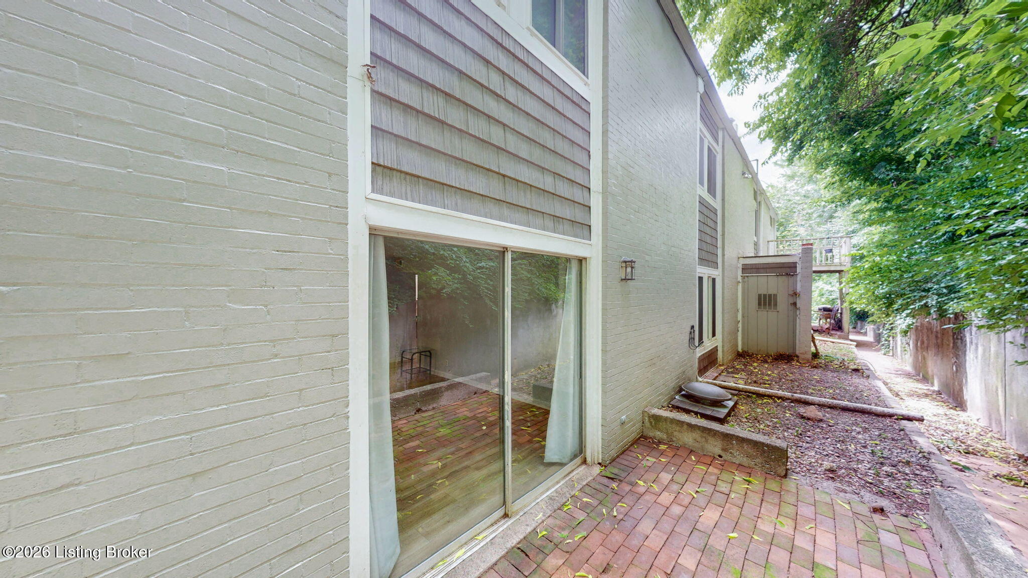 1815 Gardiner Ln Apt F52 Property Photo 22