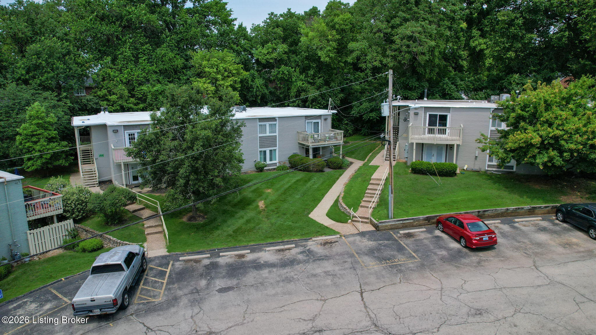 1815 Gardiner Ln Apt F52 Property Photo 33