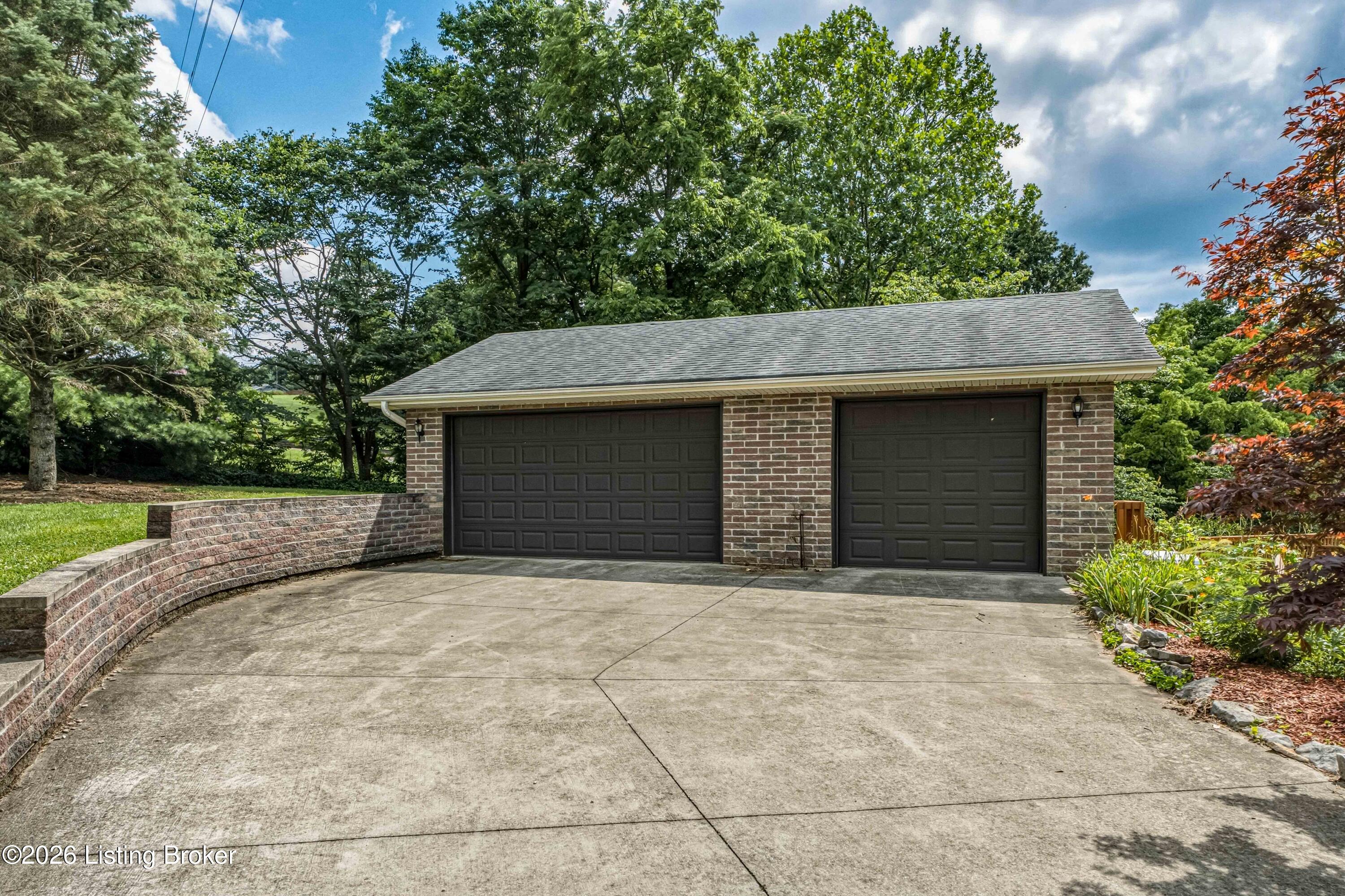 265 Longview Rd Property Photo 11